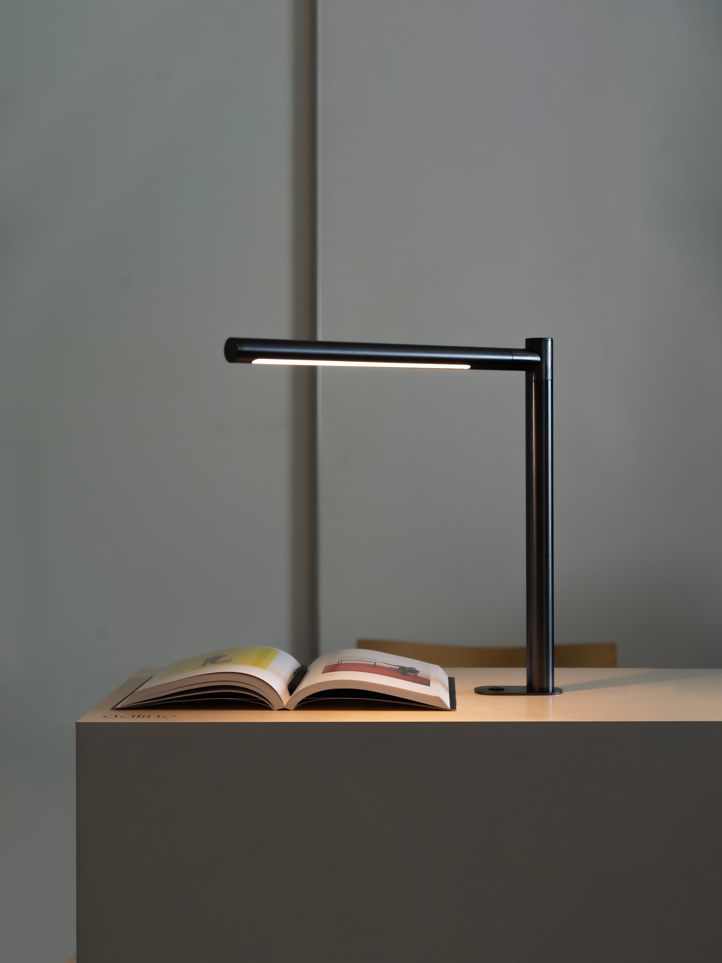 Post + Beam Task Lamp