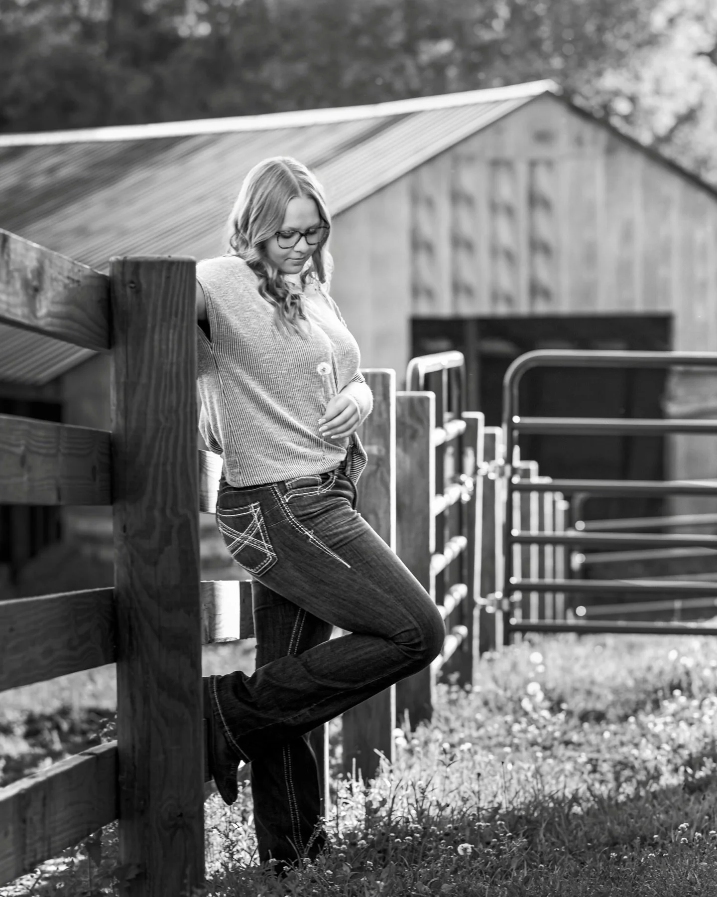 Alison was an absolute joy to photograph.
She was confident, relaxed, and completely up for anything&mdash;from climbing fences to embracing every bit of that golden hour glow. Sessions like this are always so fun because you can just see someone ful