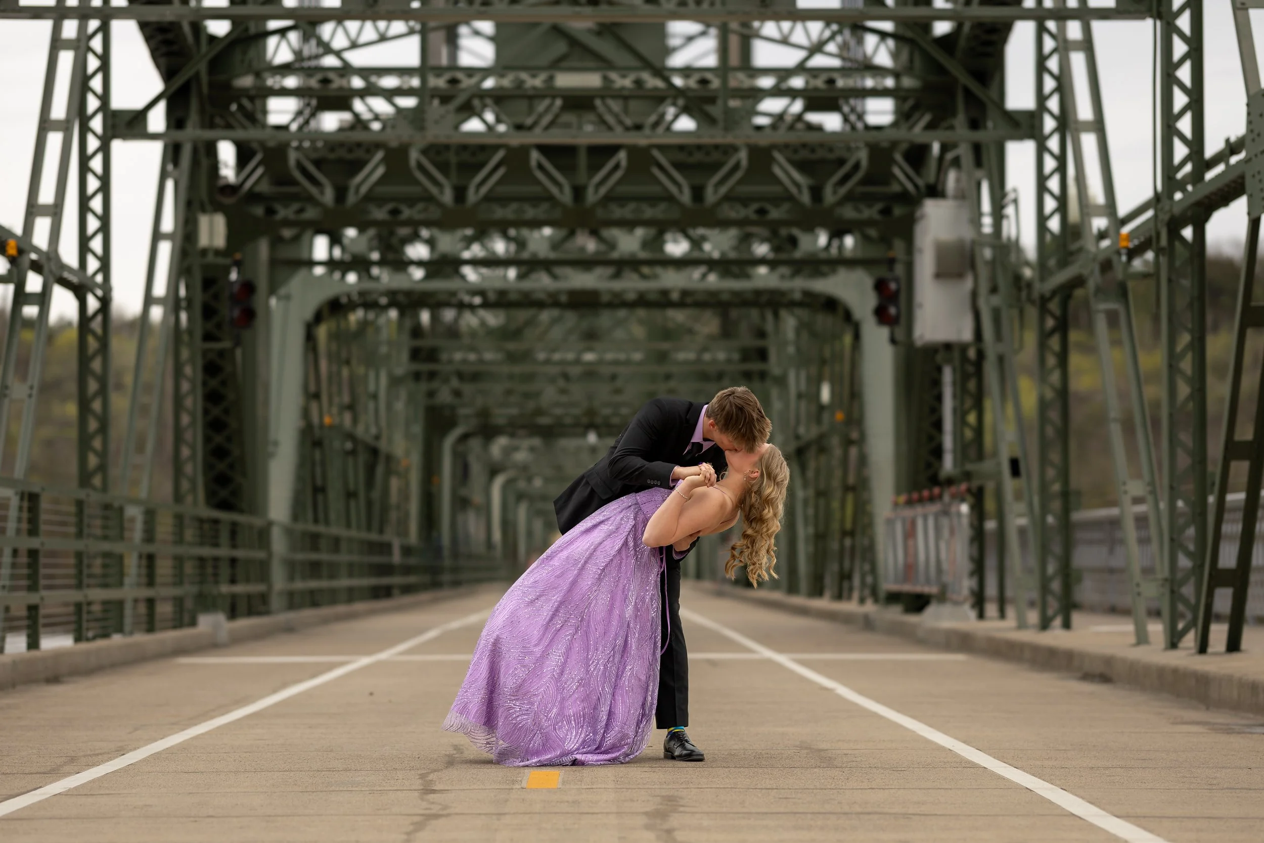 Real       moments.      Powerful       stories.   Life,  captured.