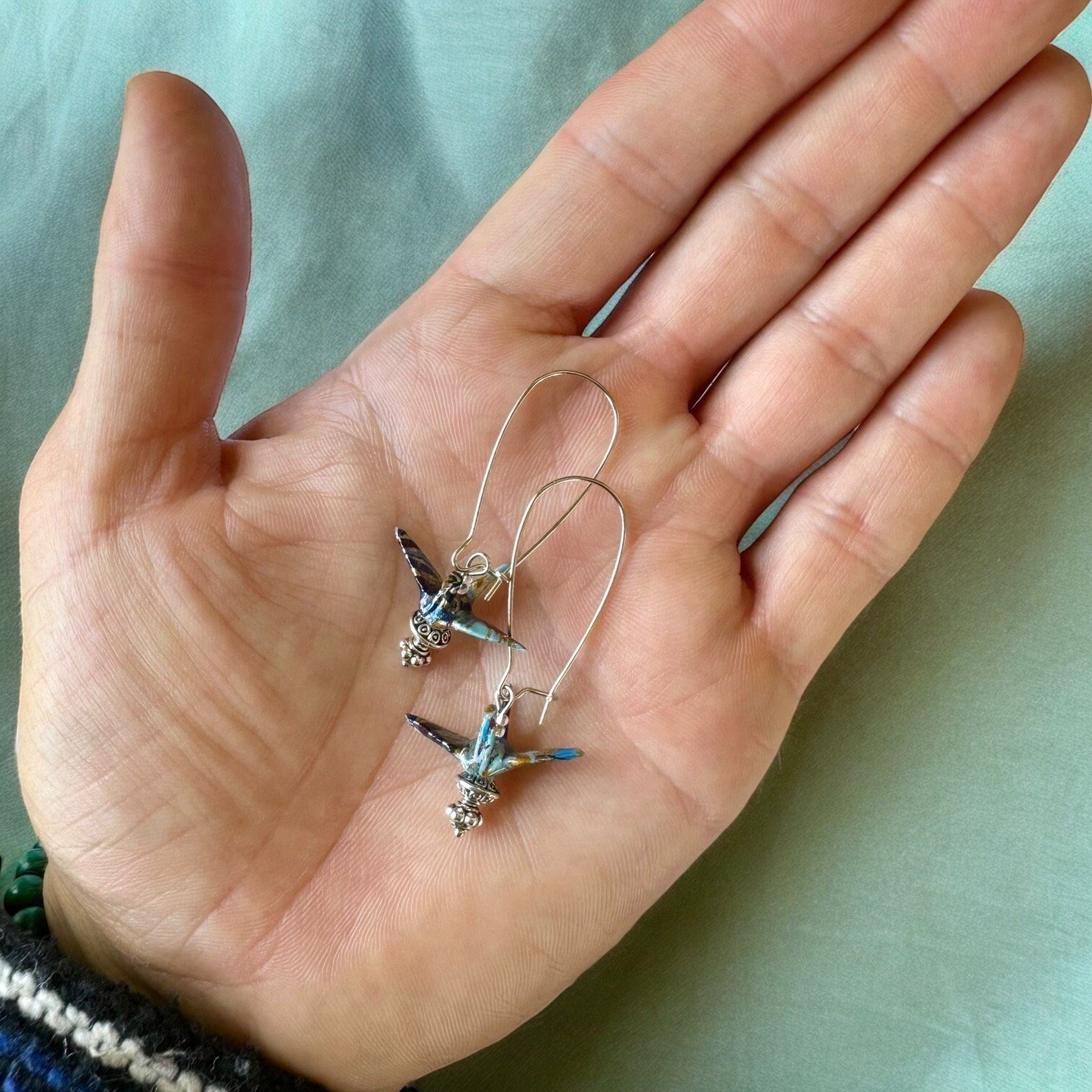 https://i.etsystatic.com/5273699/r/il/ced0ae/6057110878/il_fullxfull.6057110878_93pk.jpg