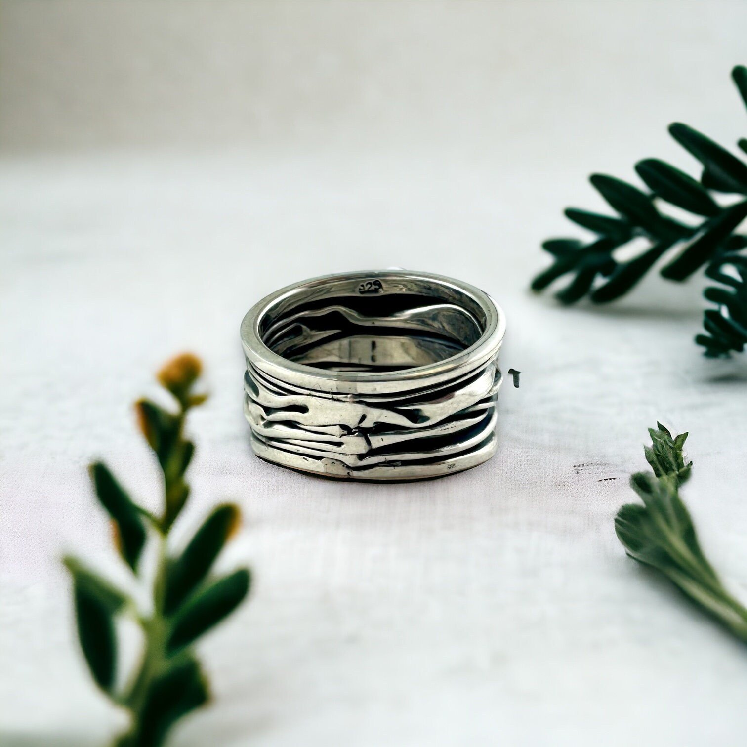 https://i.etsystatic.com/5273699/r/il/49cdba/5750106333/il_fullxfull.5750106333_ccqk.jpg