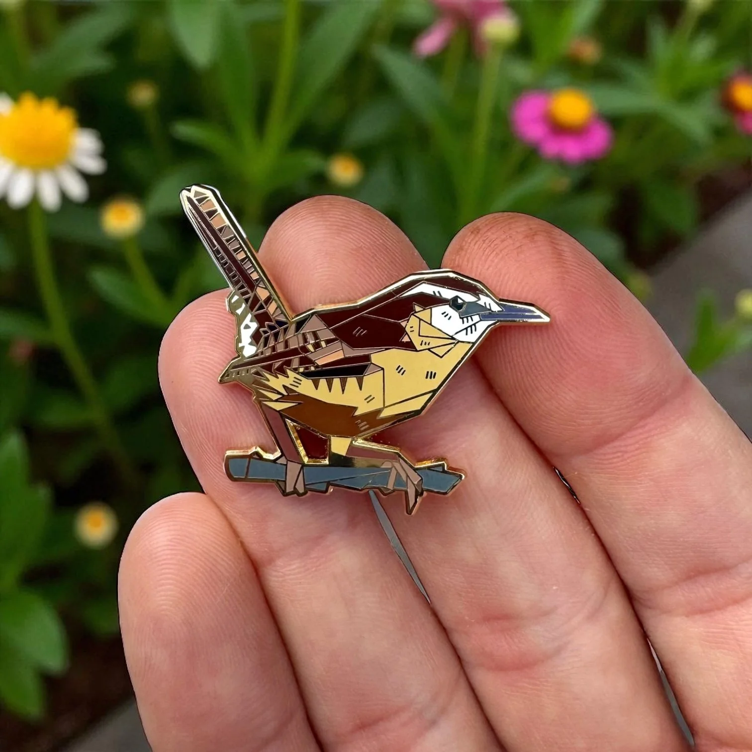 Carolina-Wren-Bird-Hard-Enamel-Pin-4.jpeg