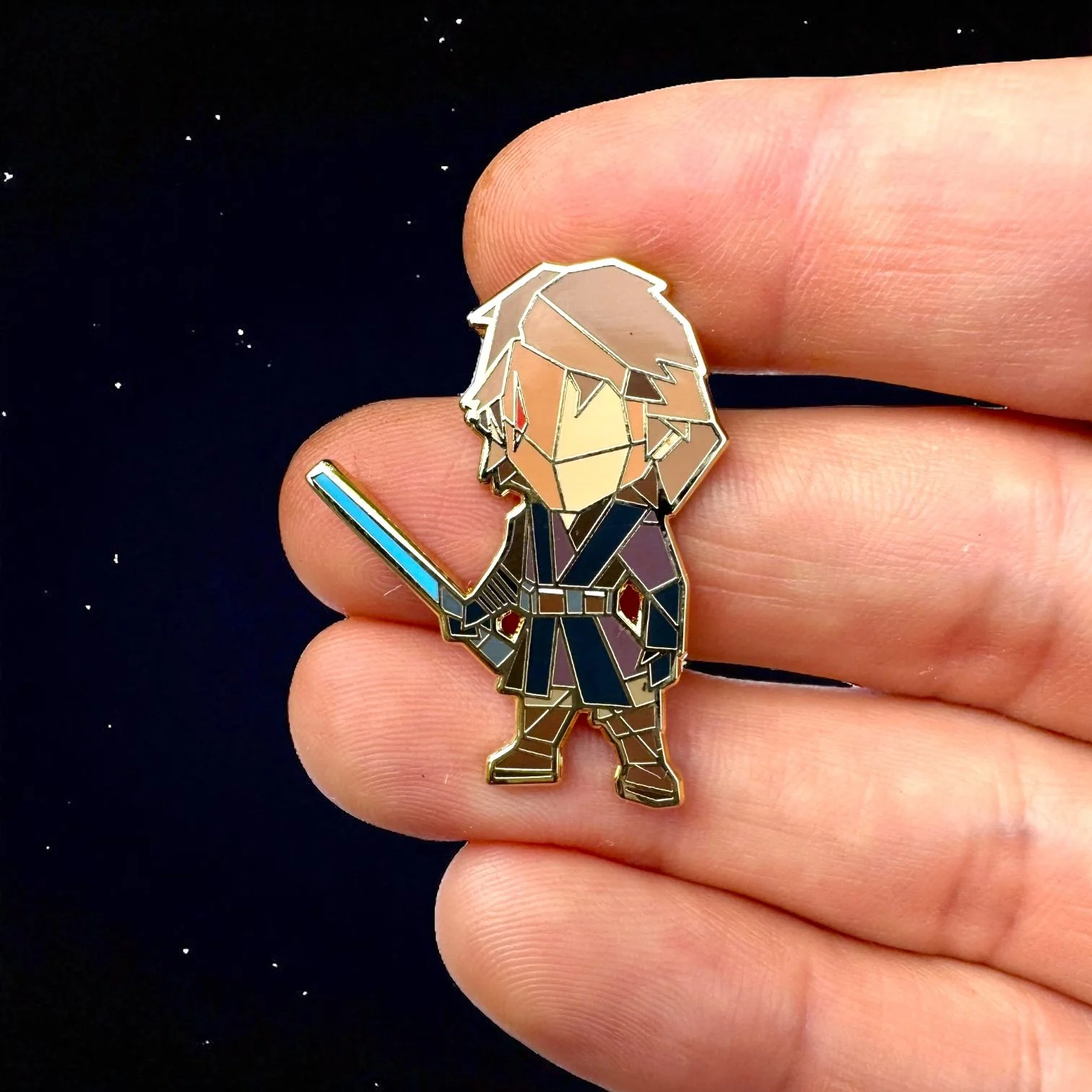 Anakin-skywalker-star-wars-enamel-pin-4.jpeg