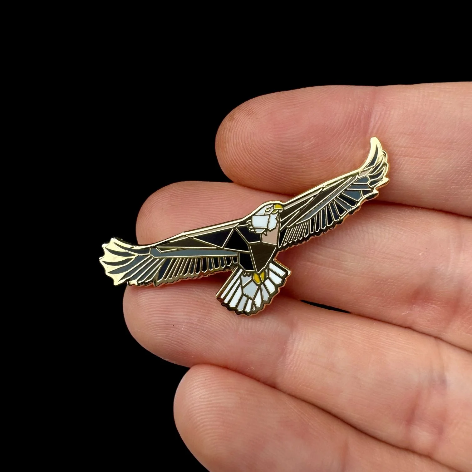 American-bald-eagle-bird-enamel-pin-7.jpeg