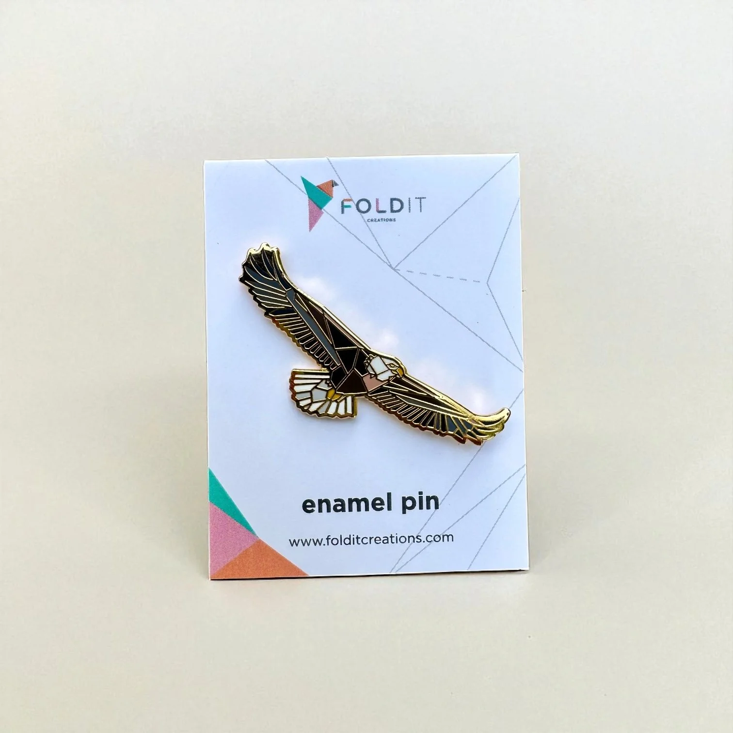 American-bald-eagle-bird-enamel-pin-1.jpeg