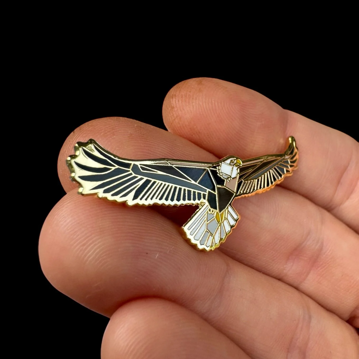 American-bald-eagle-bird-enamel-pin-6.jpeg