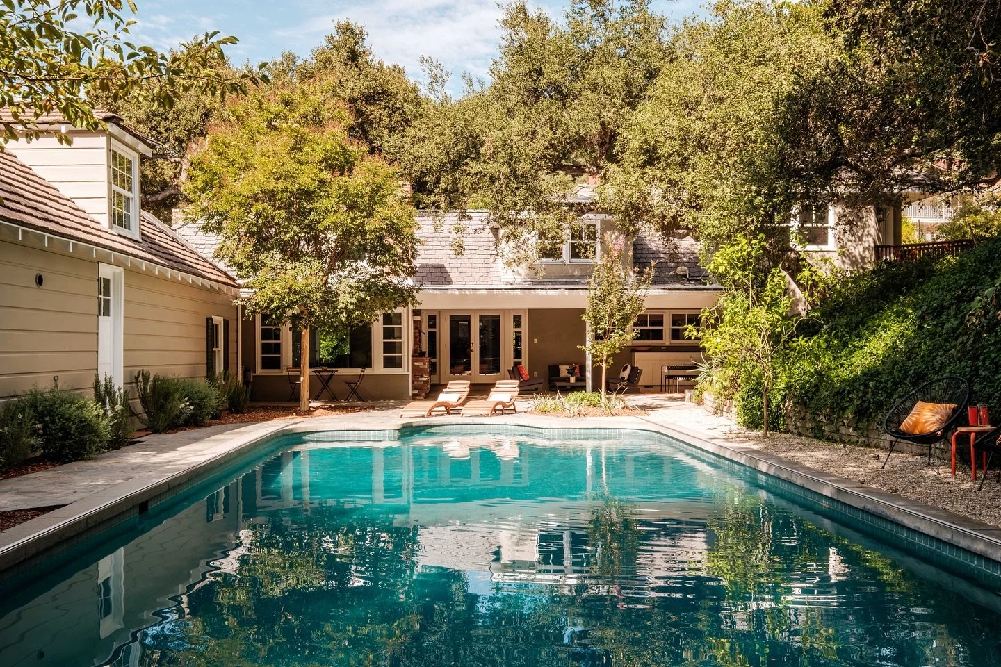 On the Market and PURE MAGIC ✨

This rare compound melds historic character with modern possibility, set on a double lot high above Glenoaks Canyon - truly one of the best neighborhoods in the city. Built by the family who shaped this enclave, the ho