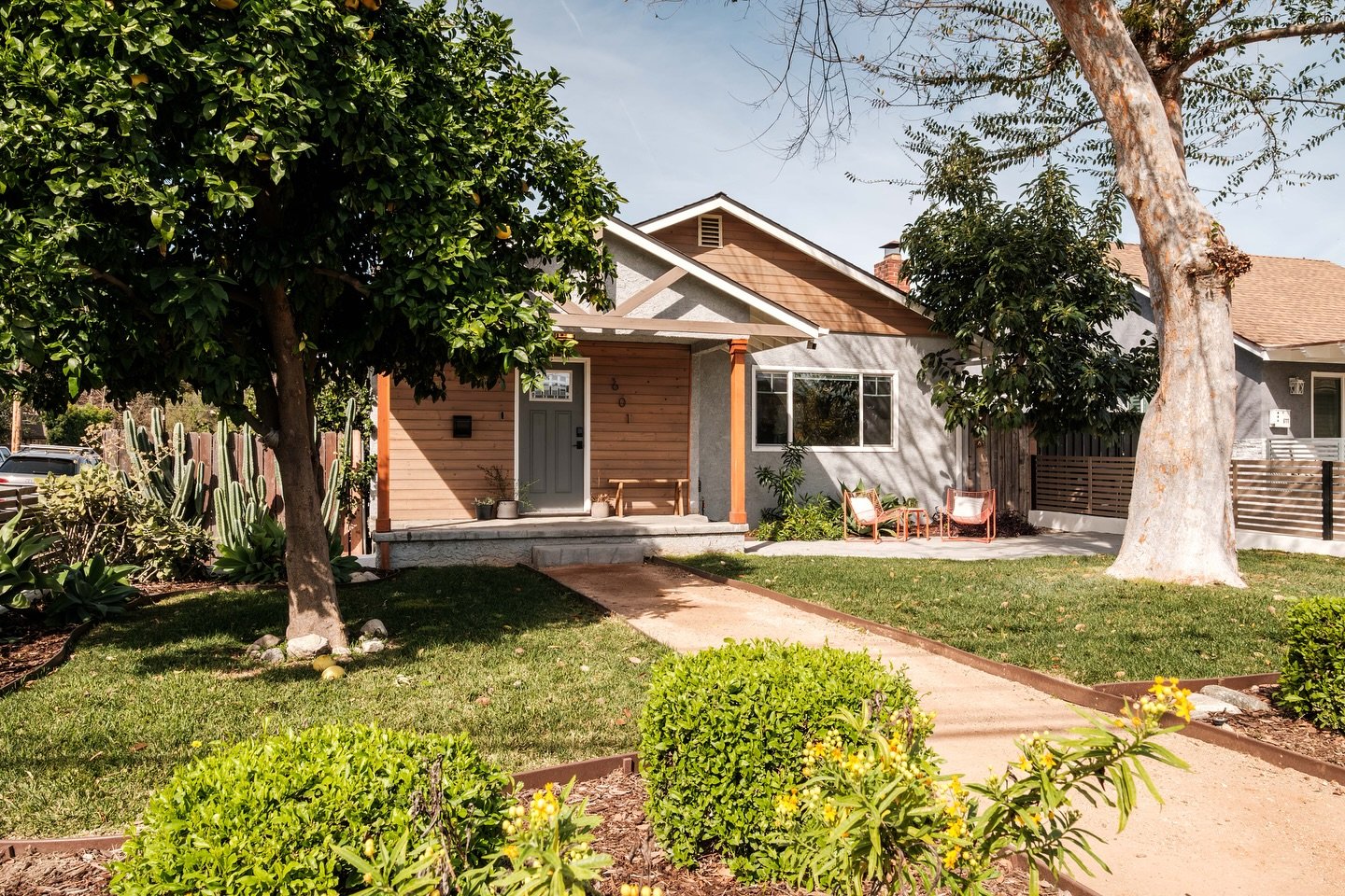 ✨JUST LISTED✨

Set on a spacious&nbsp;corner lot&nbsp;in the Garvanza pocket of Highland Park, this reimagined bungalow offers charm, privacy, and an unbeatable location just moments from South Pasadena, Eagle Rock and the heart of York Boulevard and