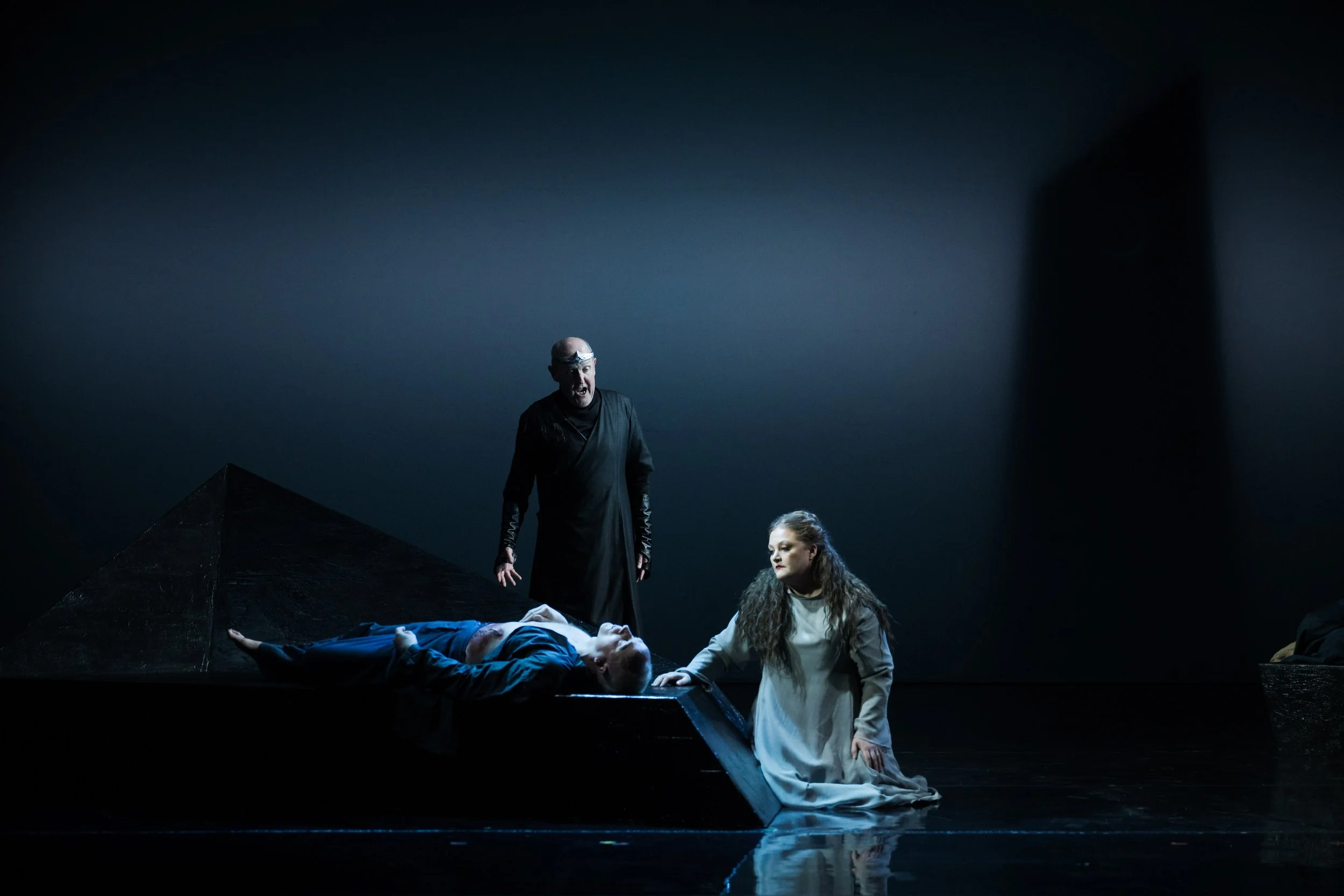 Tristan und Isdole - June 2026