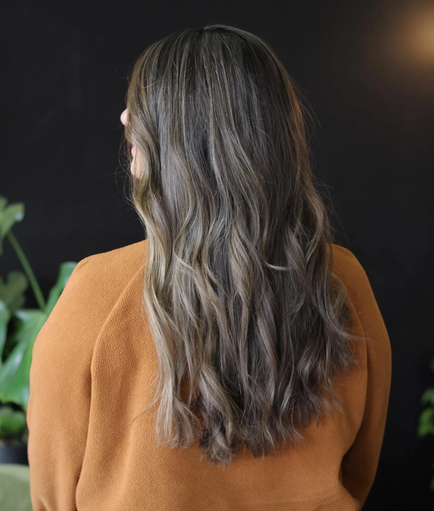 Gorgeous melty bronde color, just in time for Fall 😉🙌🏾⚡️

#bendoregon #thisisbend #inbend #inbendoregon #bendhair #bendhairstylist #bendhairsalon #bendoregonhairstylist #bendoregonhairsalon #innersenseorganicbeauty #cultandking #cleanhaircare #gre