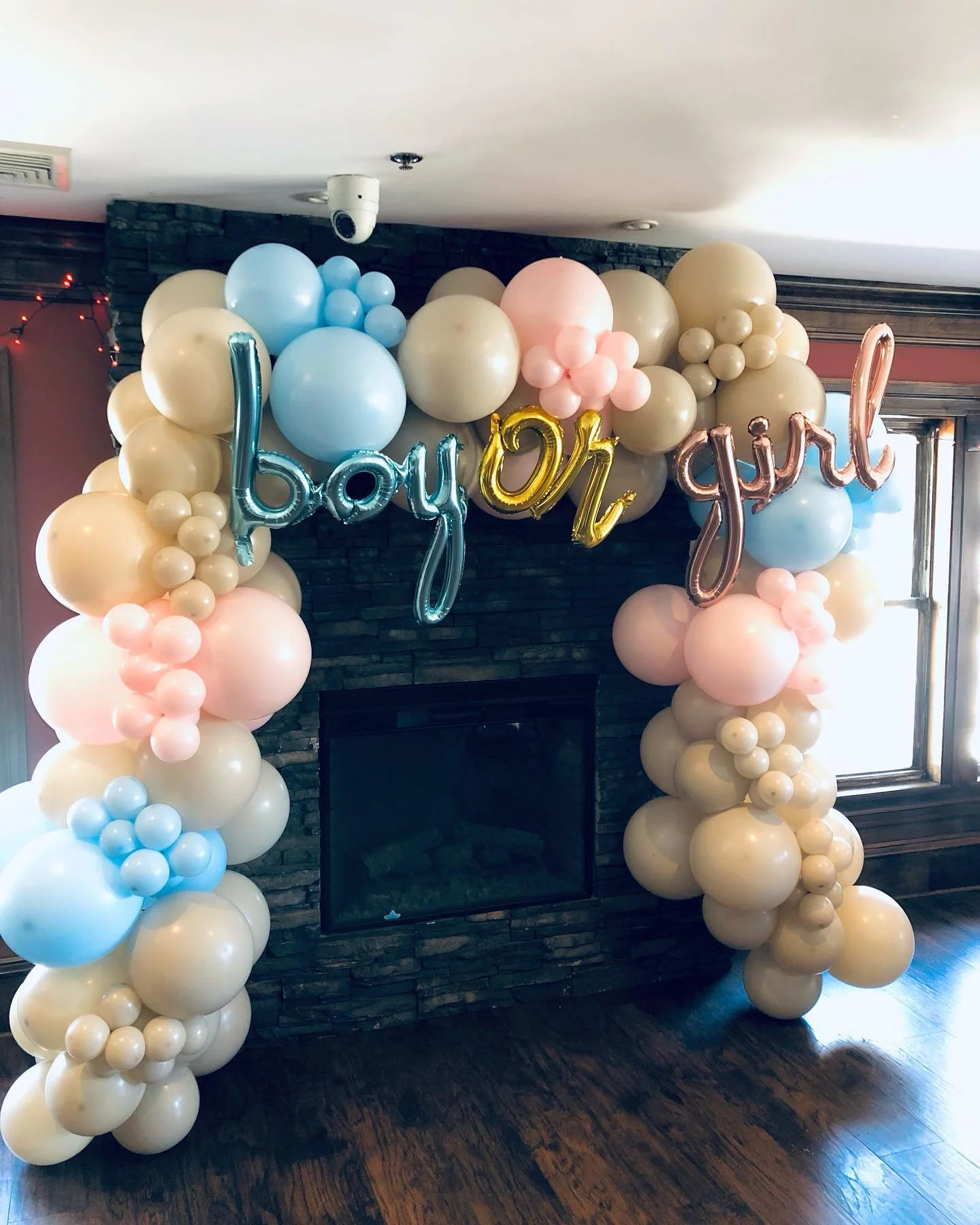 mama_balloons_rockland_1709592862_3316627775303807468_60508142282.jpg