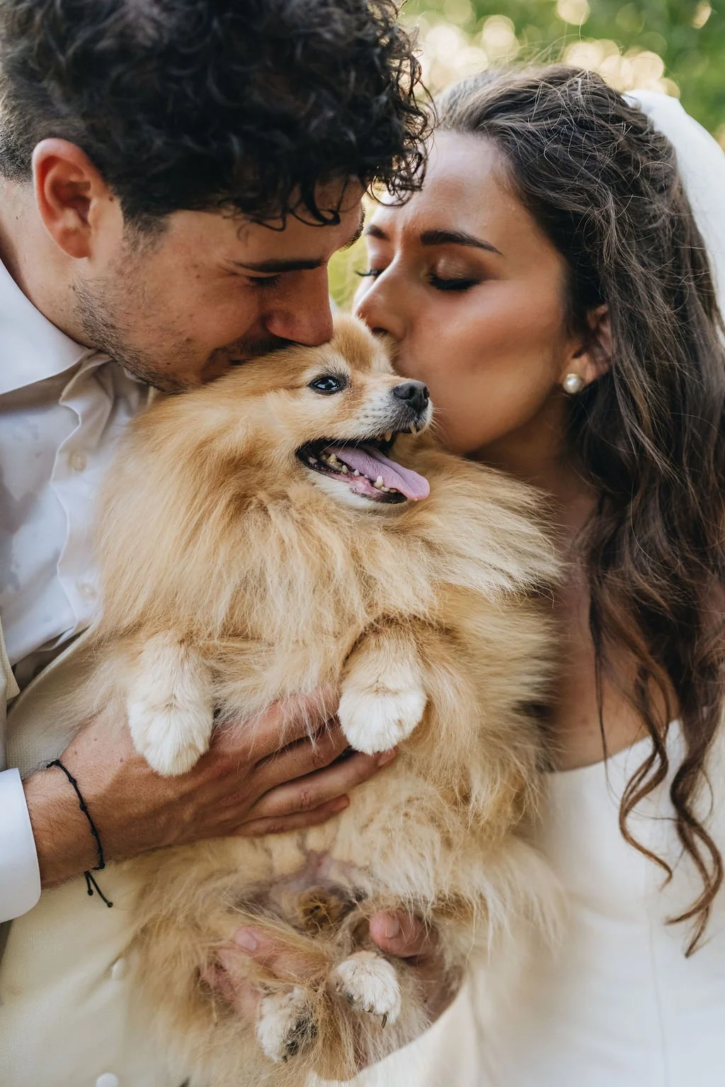 newlyweds-and-dog-wedding-photos-istria (2).jpg