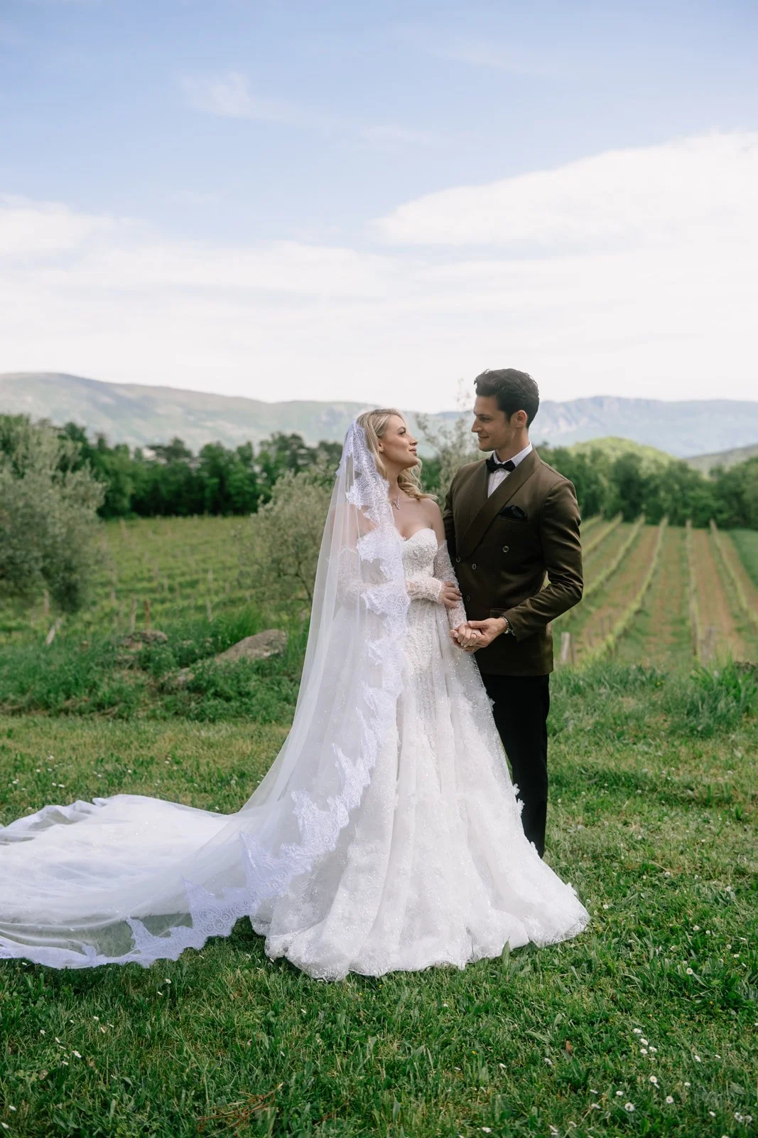 castle-belaj-wedding-first-look-couple-photos (9).jpg