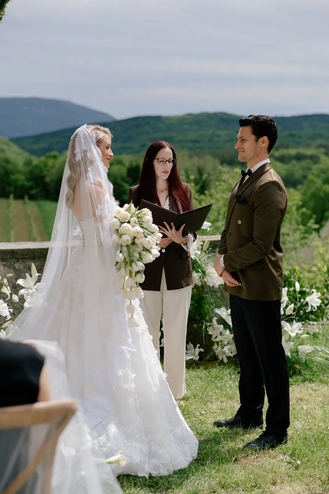 outdoor-wedding-ceremony-istria-castle-belaj (15).jpg