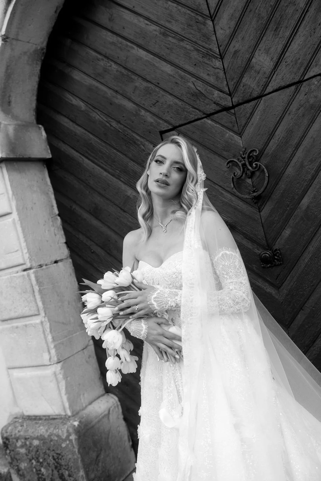 castle-belaj-bridal-portrait (10).jpg