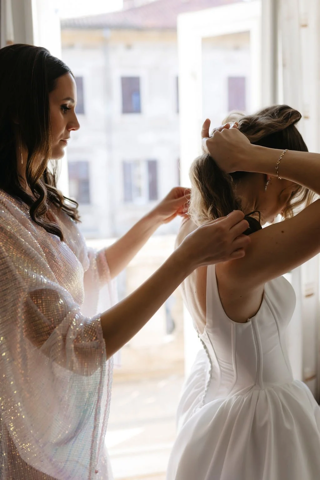 bride-getting-ready-pula-wedding (2).jpg