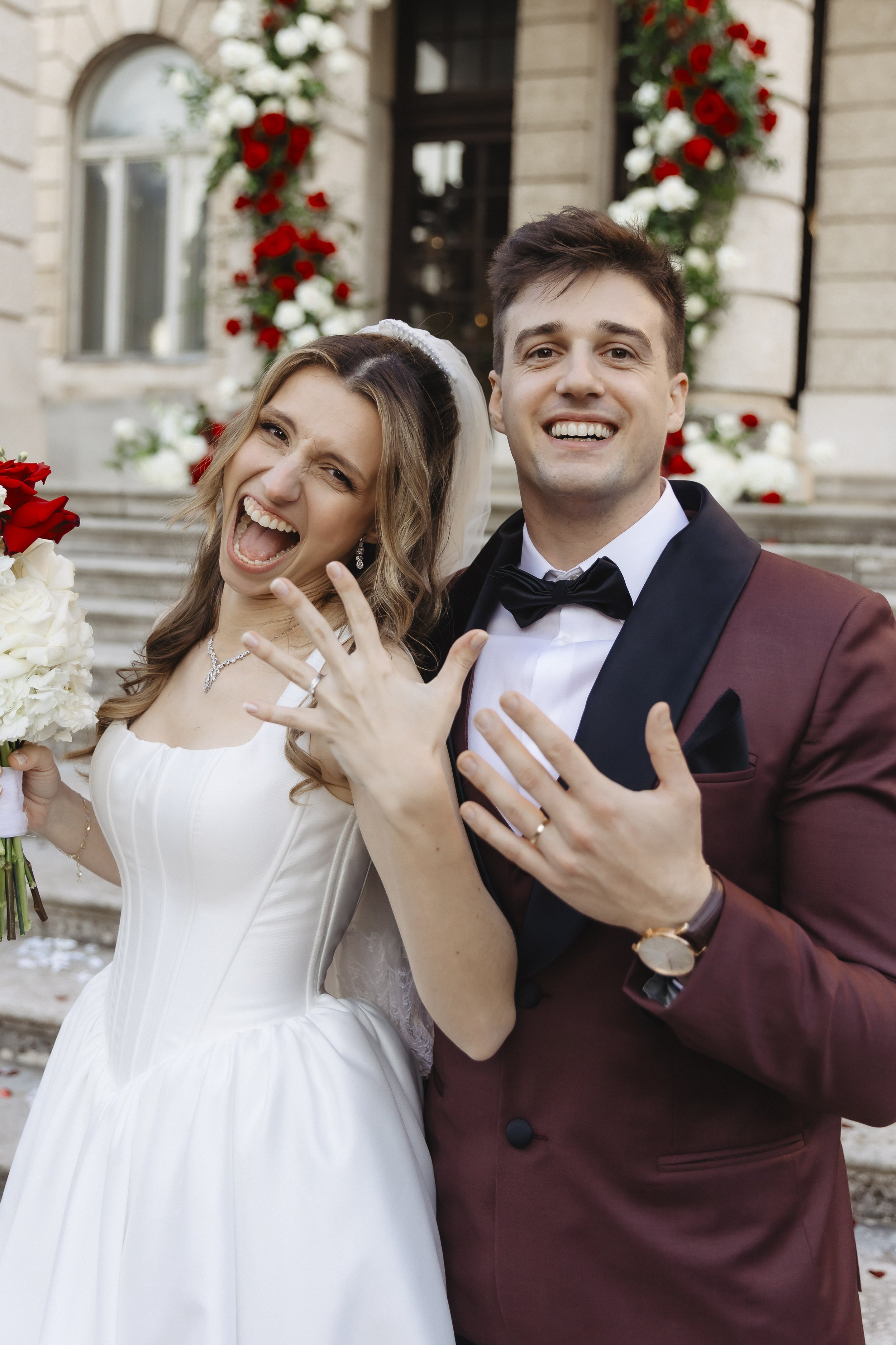 weddingphotos-couple-showingoffrings (2).jpg