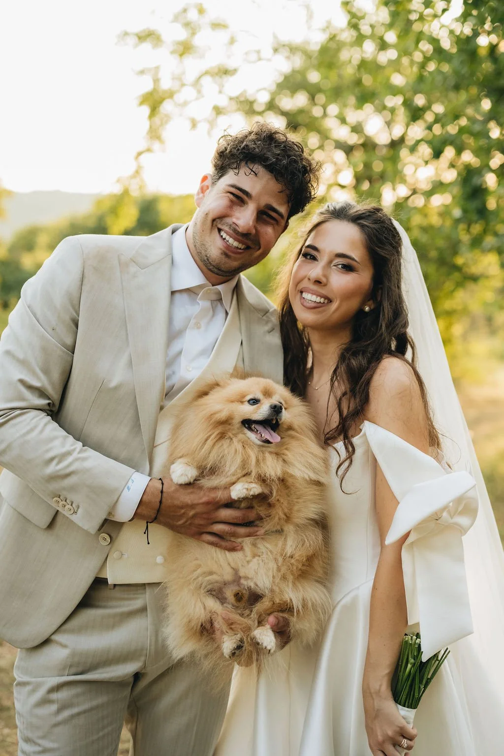 newlyweds-and-dog-wedding-photos-istria (3).jpg