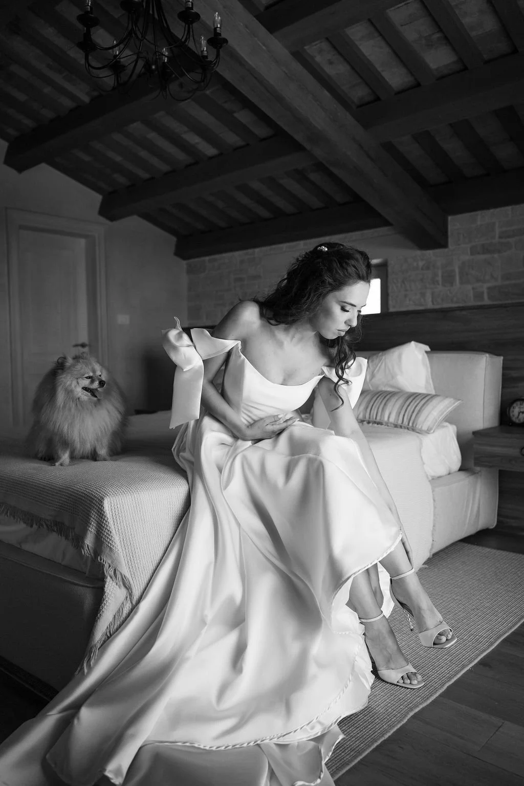 bride-getting-ready-paladnjaki-wedding (2).jpg