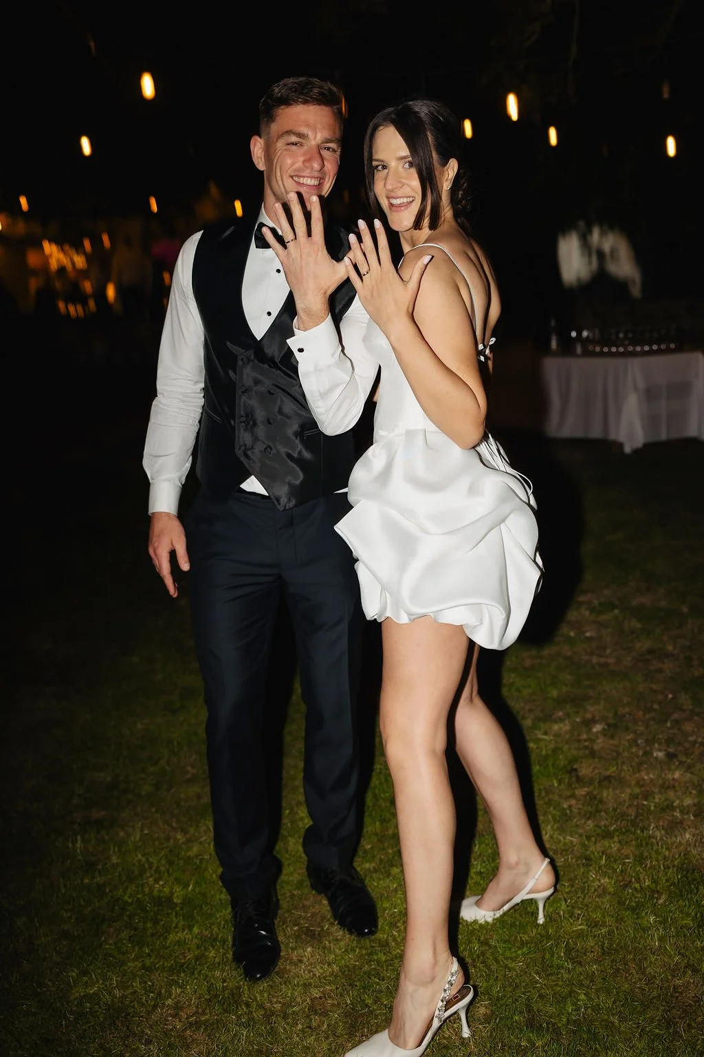 newylweds-party-outfits.jpg