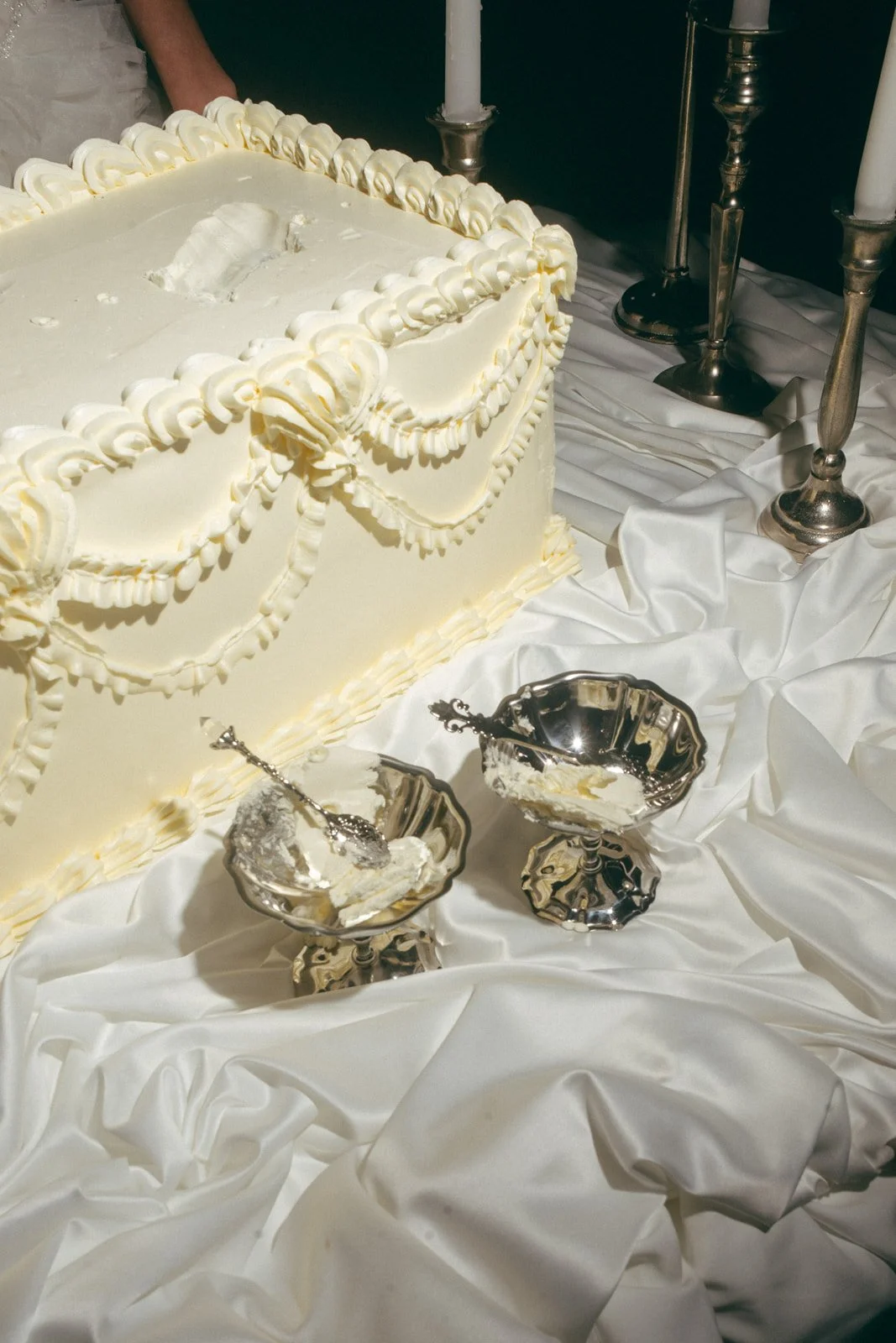 vintage-wedding-cake-castle-belaj (23).jpg