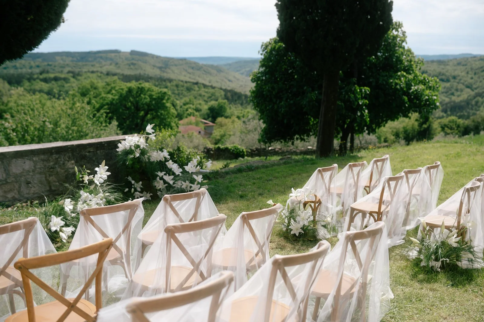 outdoor-wedding-ceremony-istria-castle-belaj (45).jpg
