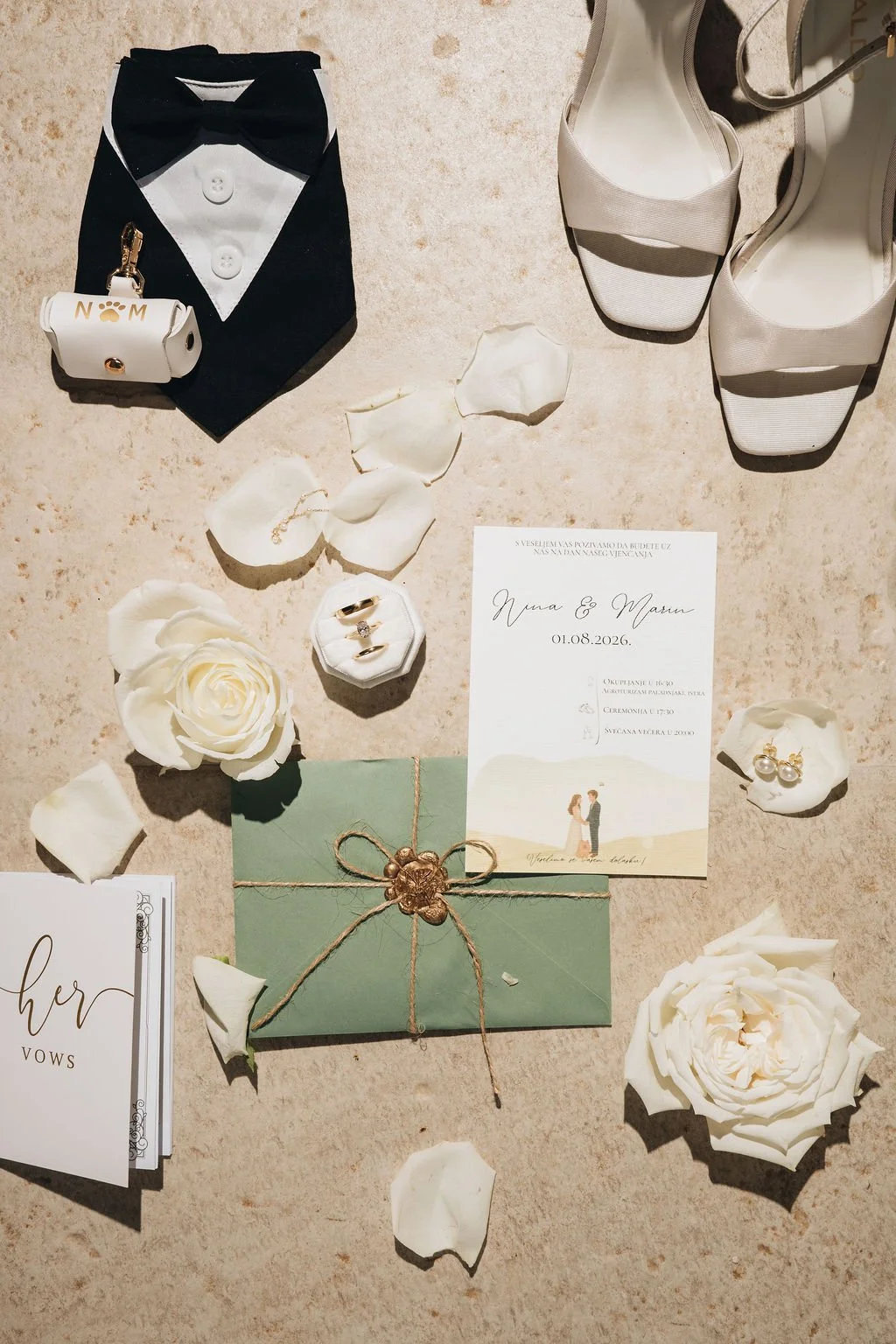 weddinginistria_flatlay.jpg