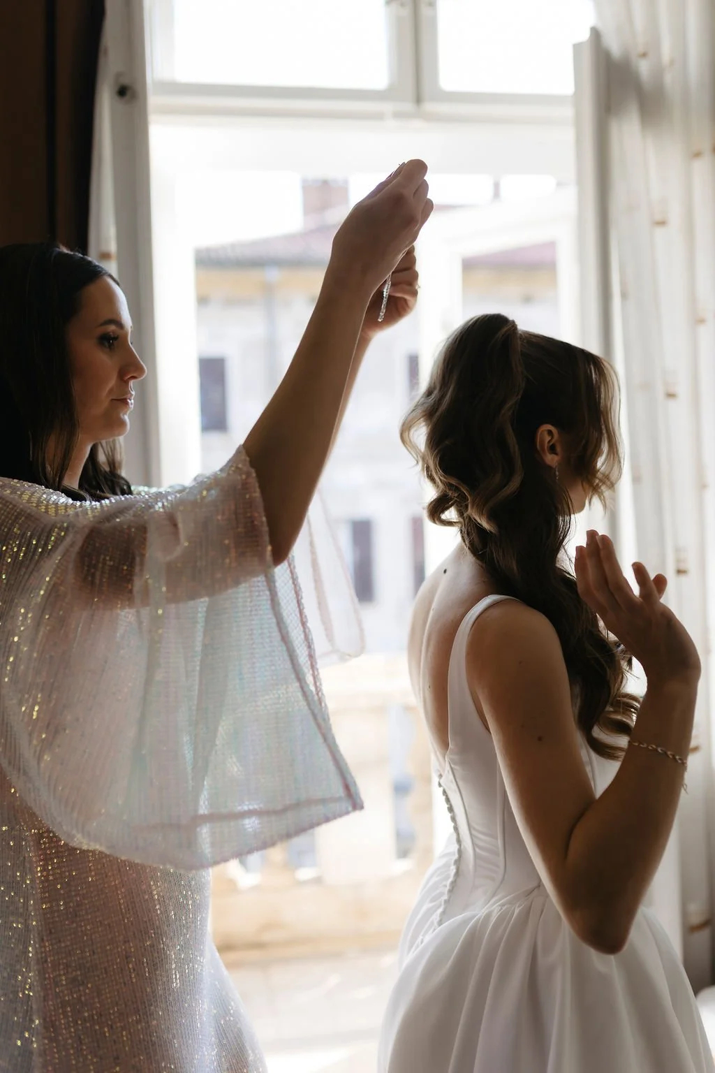 bride-getting-ready-pula-wedding (1).jpg
