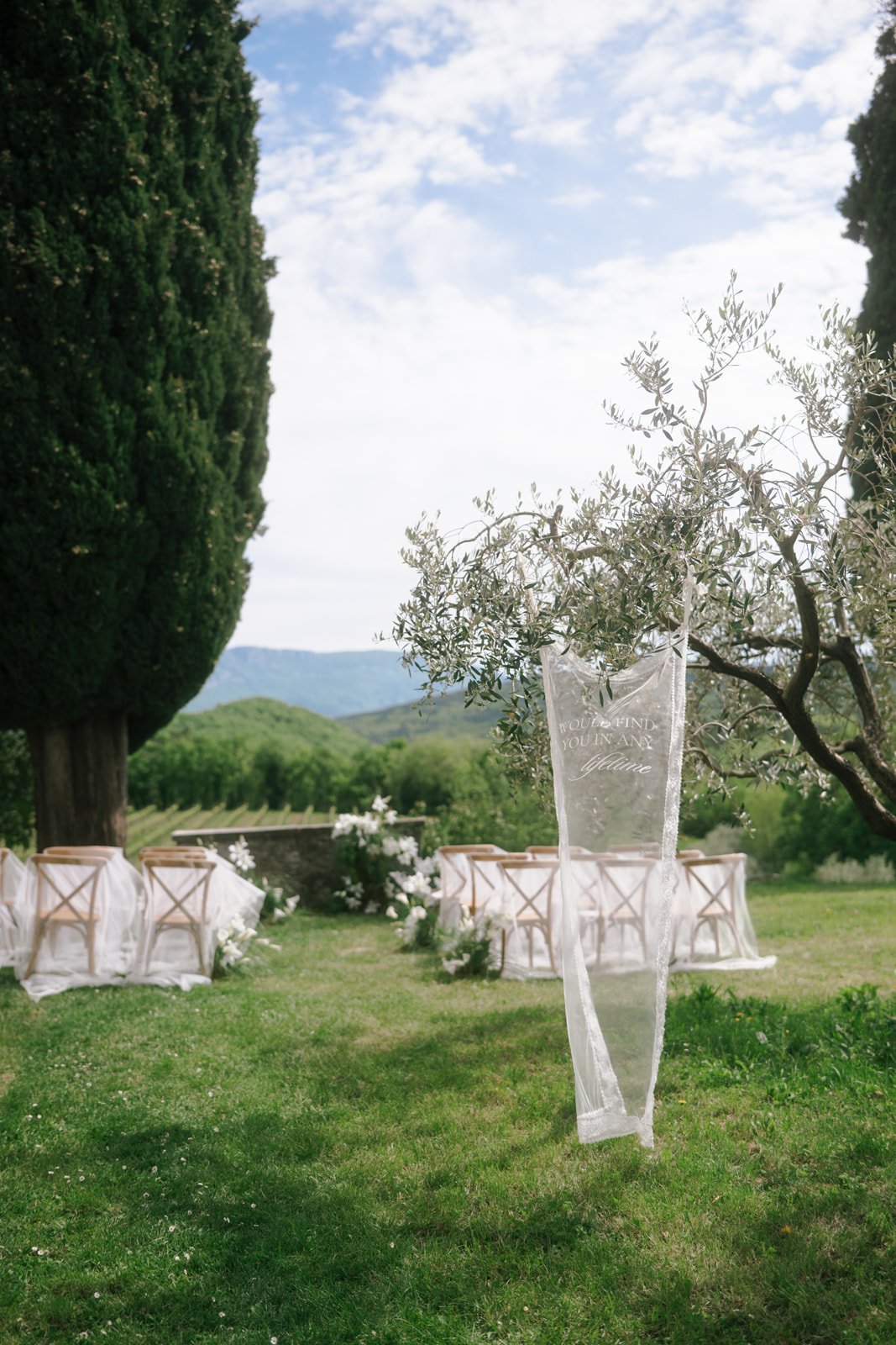 outdoor-wedding-ceremony-istria-castle-belaj (40).jpg
