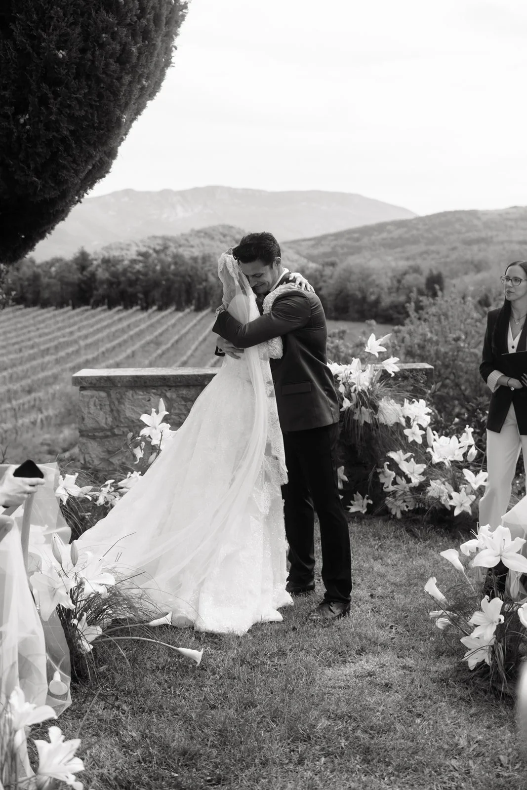 outdoor-wedding-ceremony-istria-castle-belaj (34).jpg