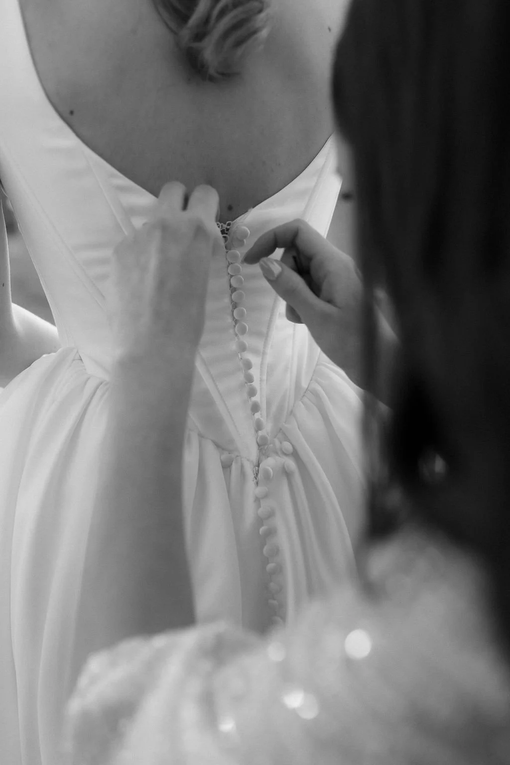 bride-getting-ready-pula-wedding (8).jpg