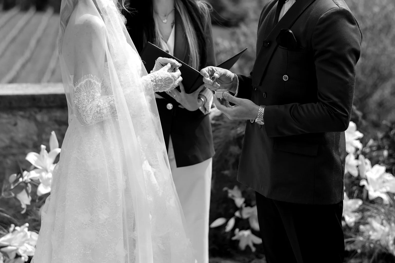 outdoor-wedding-ceremony-istria-castle-belaj (29).jpg