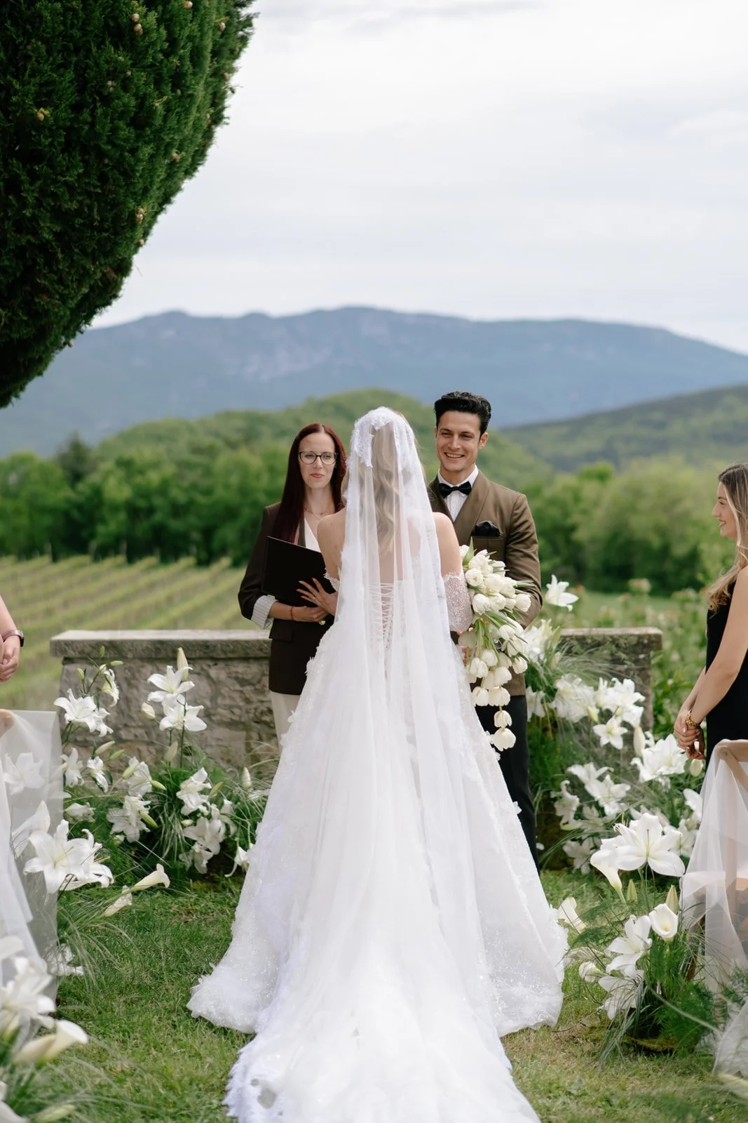 outdoor-wedding-ceremony-istria-castle-belaj (11).jpg