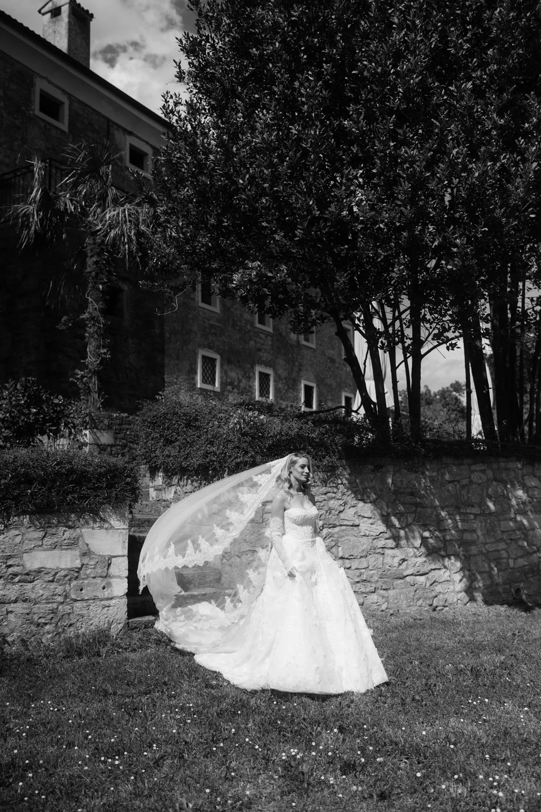 castle-belaj-wedding-first-look-couple-photos (5).jpg