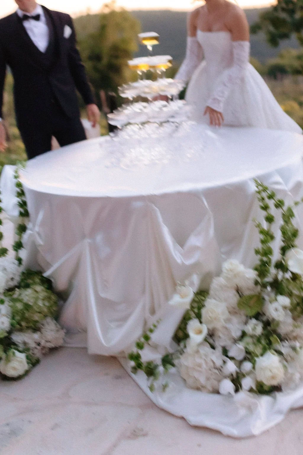 newylweds-champaigntower-paladnjaki-wedding-istria (1).jpg