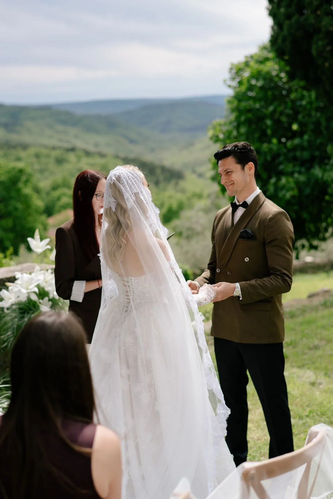 outdoor-wedding-ceremony-istria-castle-belaj (19).jpg