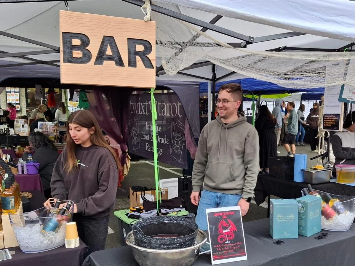 #Halloween fun at @gardencitymakete @artscentrechch 

Come and try the #creepy mead cocktail