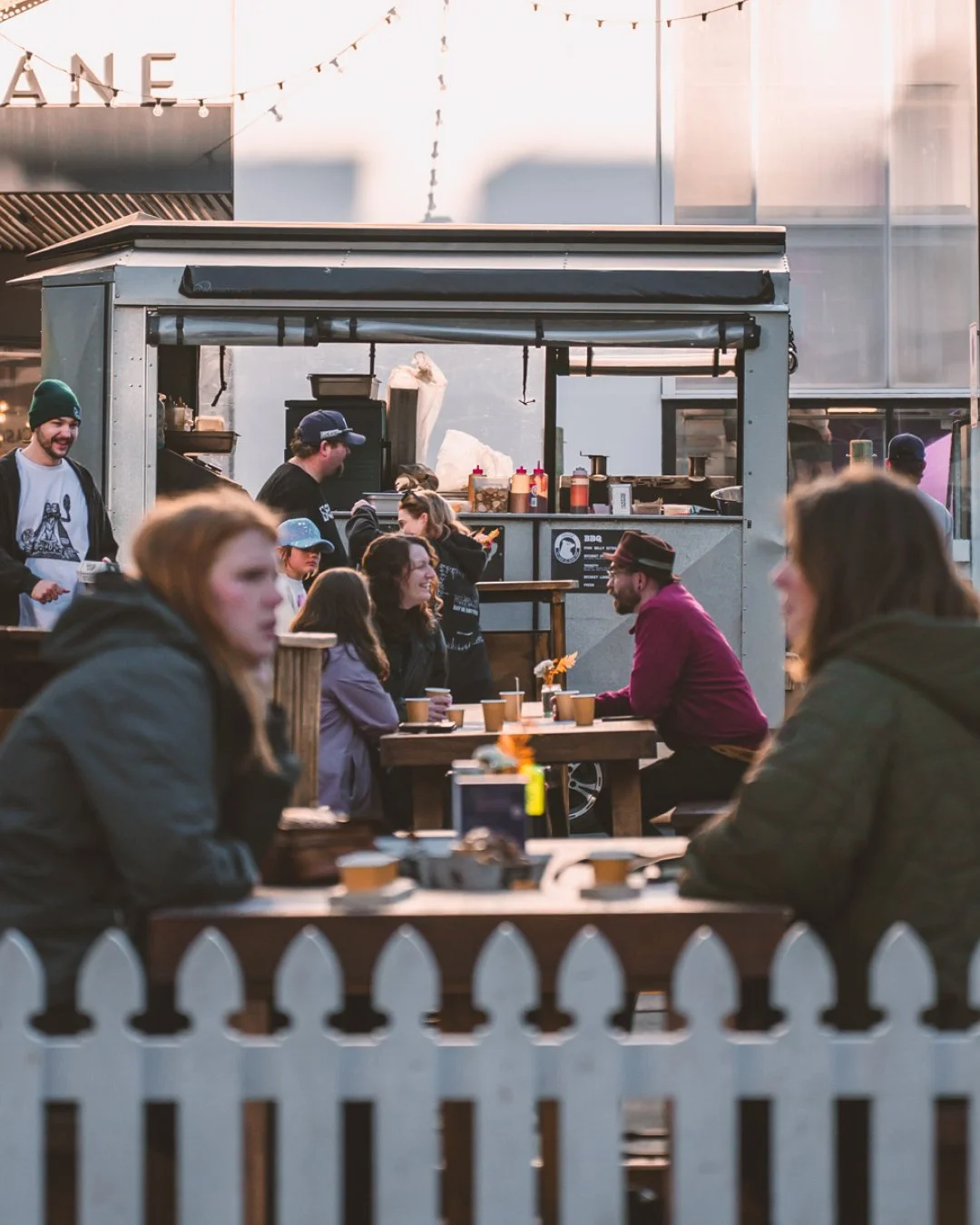 popup bar fri 2.jpg