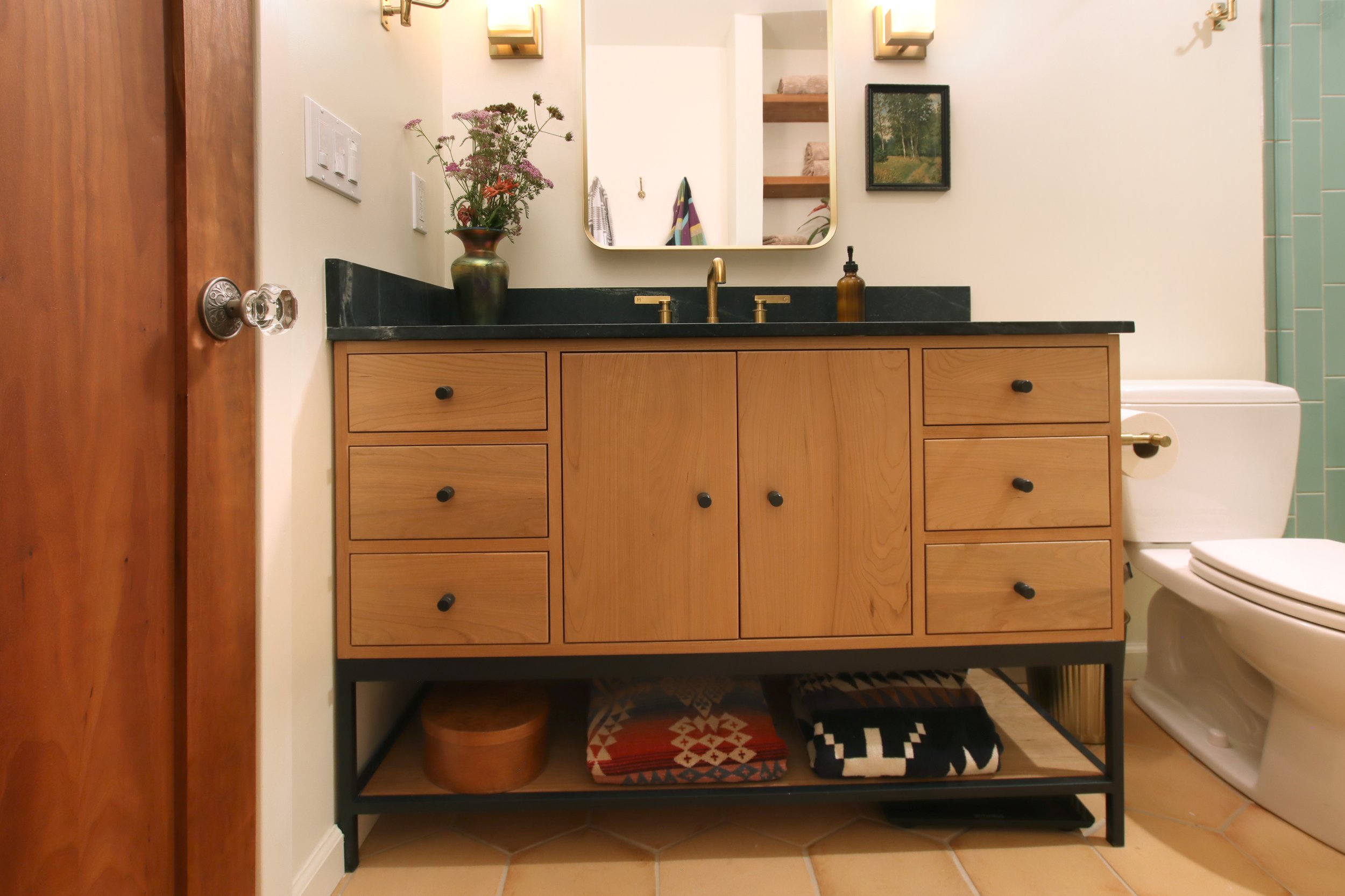 Seaglass Bath 18.jpg