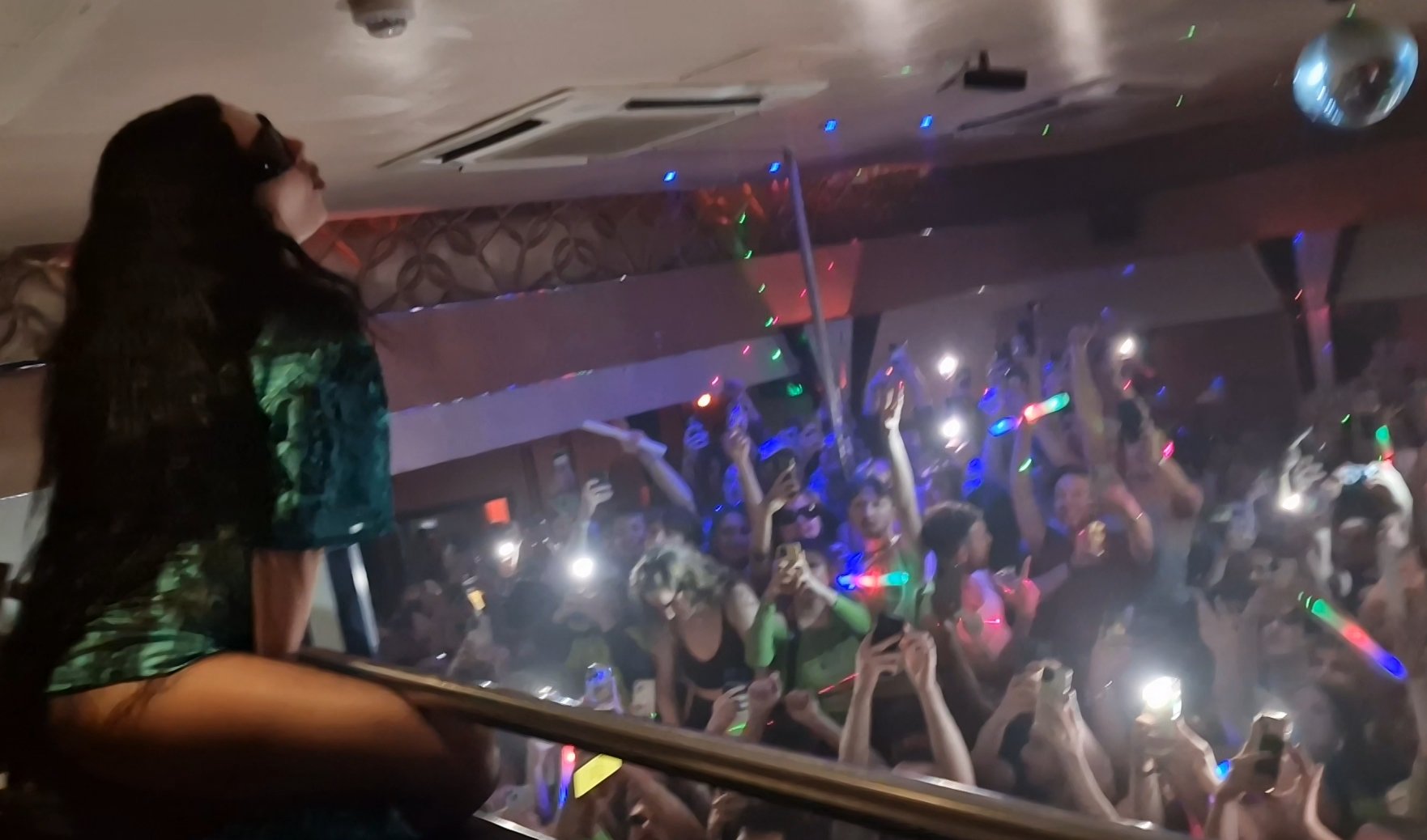 Charlixcx_Image2.jpg