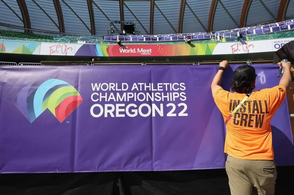 Oregon22 Event Banner Installation