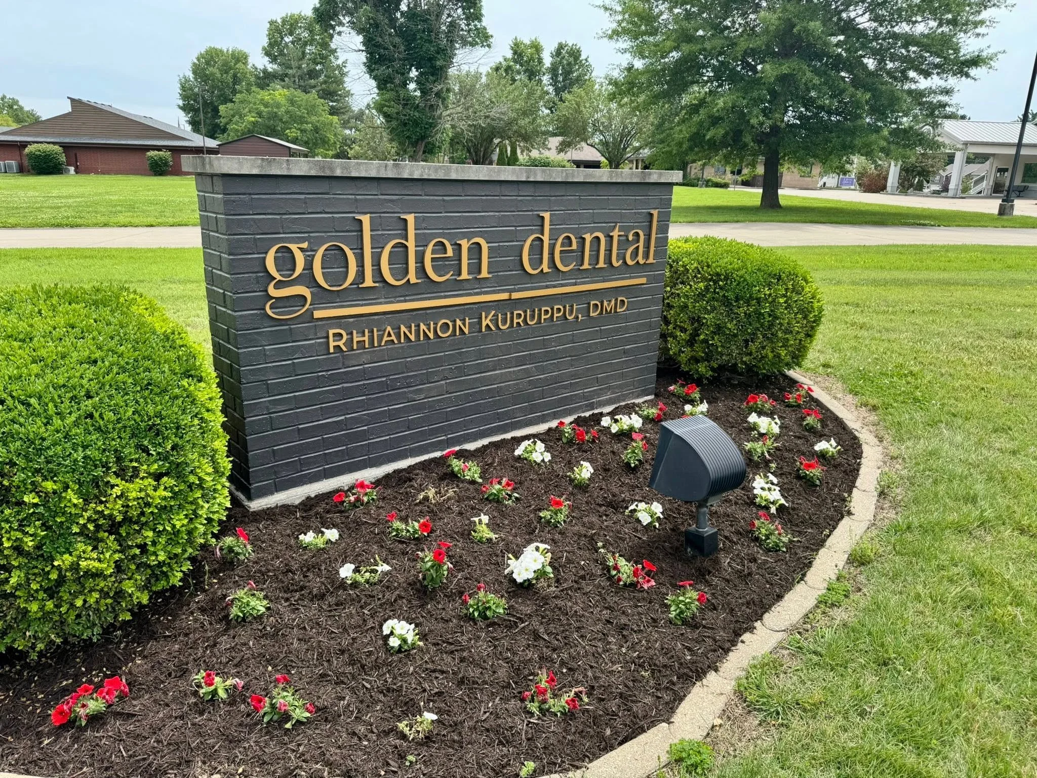 Golden Dental.jpg