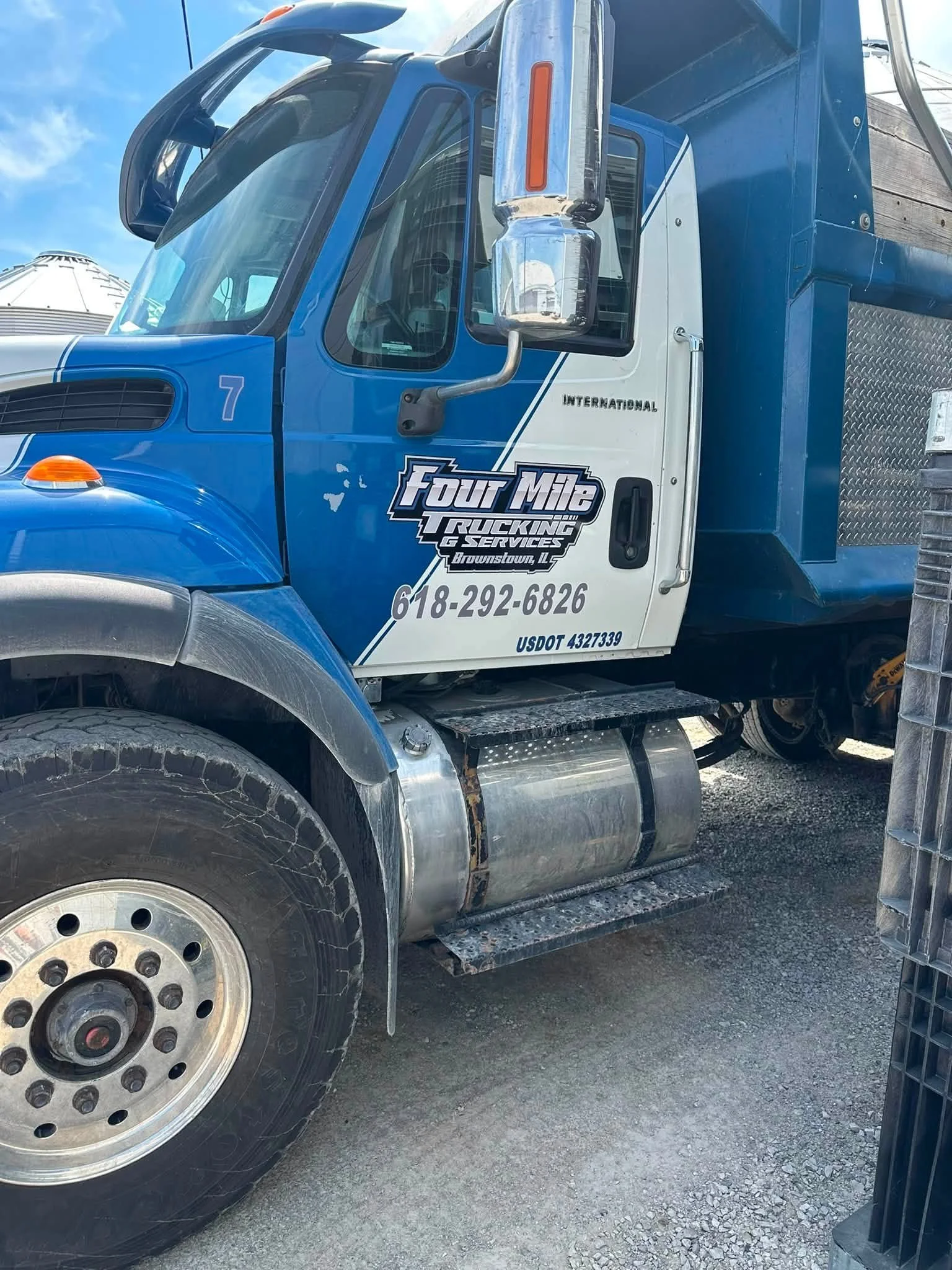 fourmiletruck2.jpg