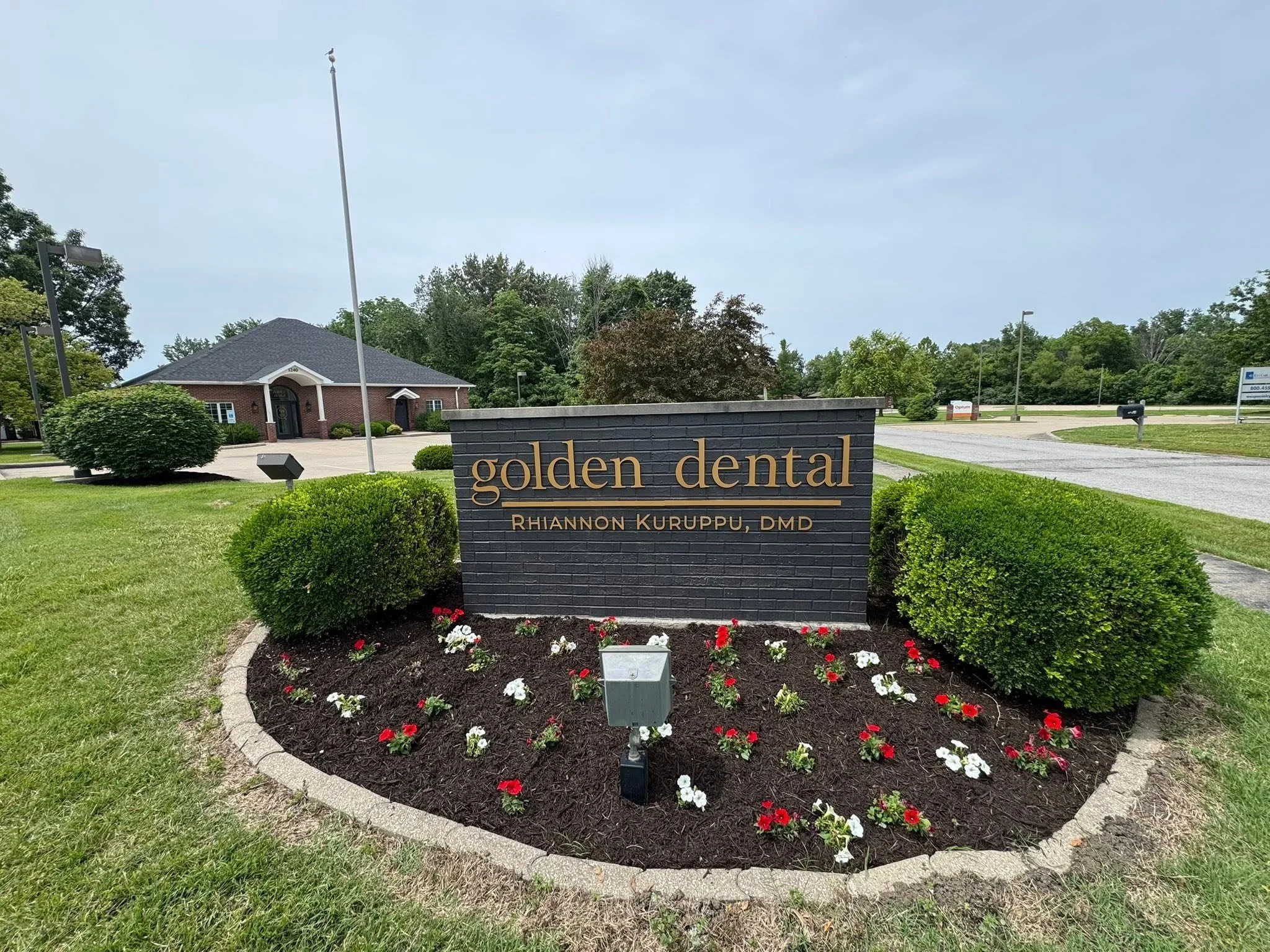 golden dental2.jpg