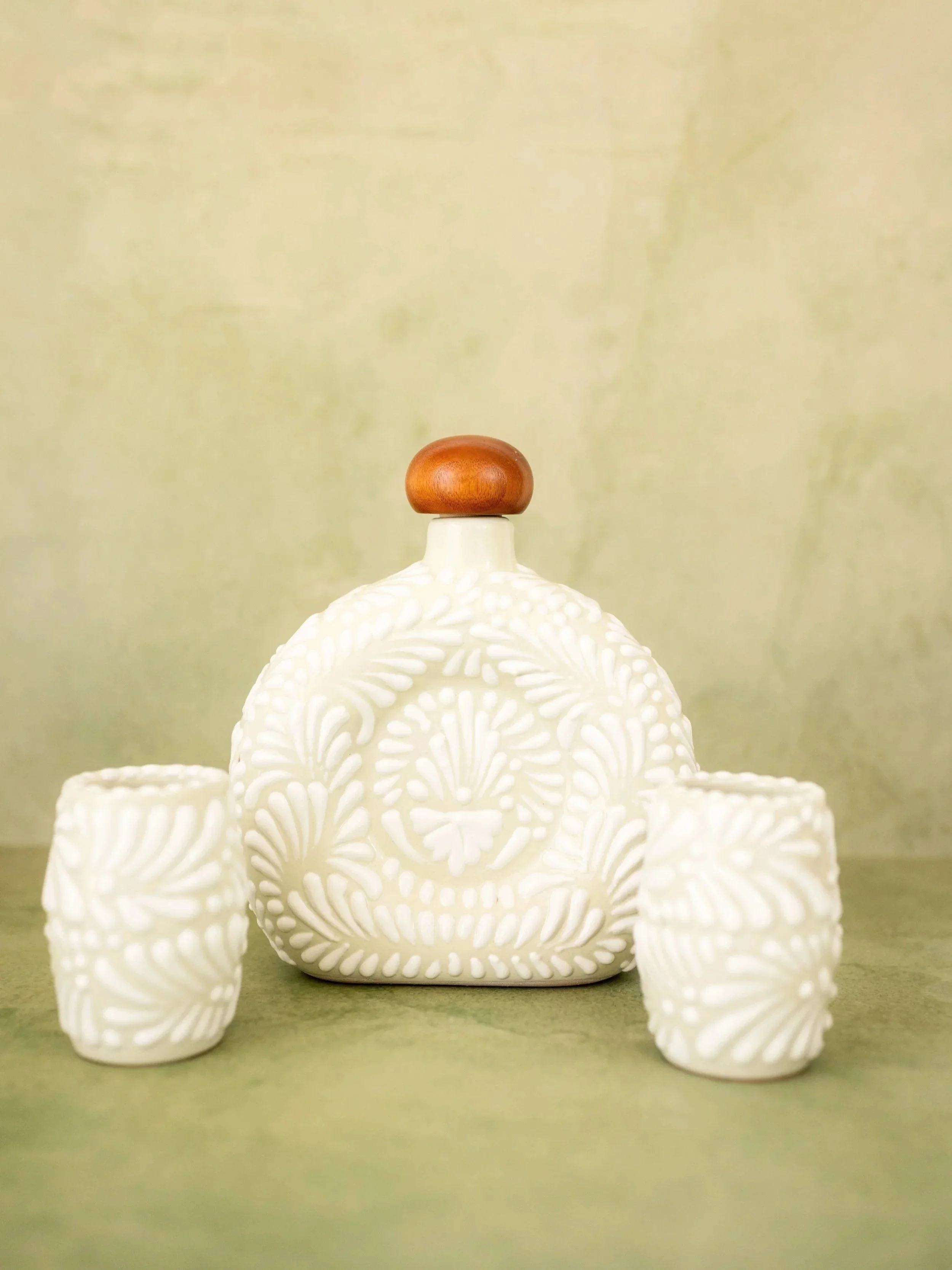 Oval Decanter Set