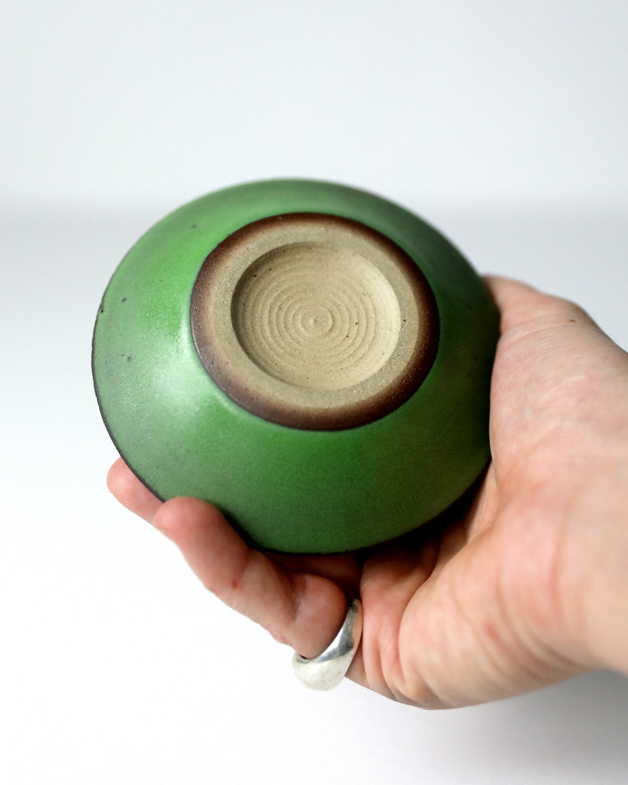 Green-Vase-Holding-Base.jpg