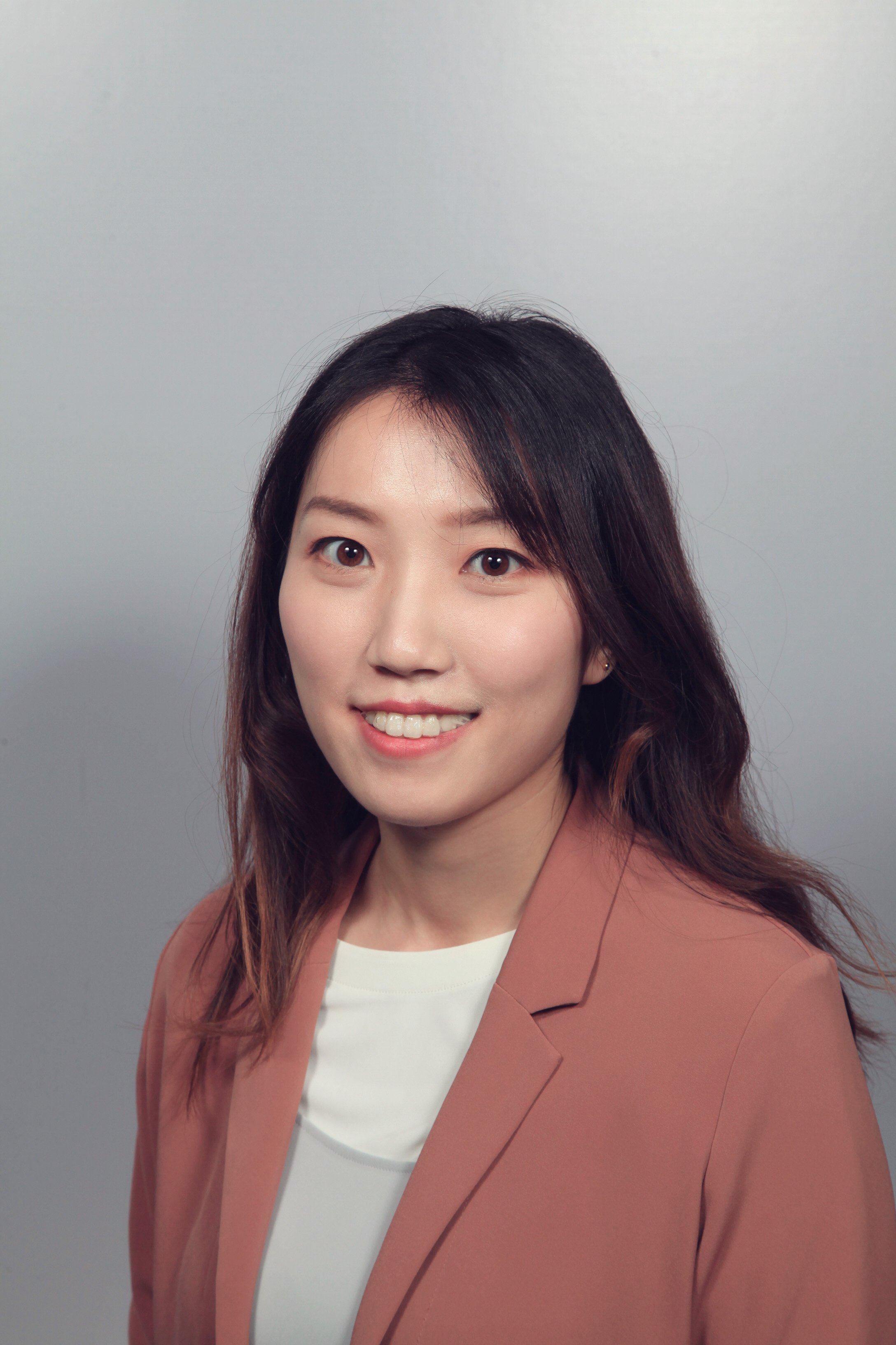 Headshot of Crystal Yang.