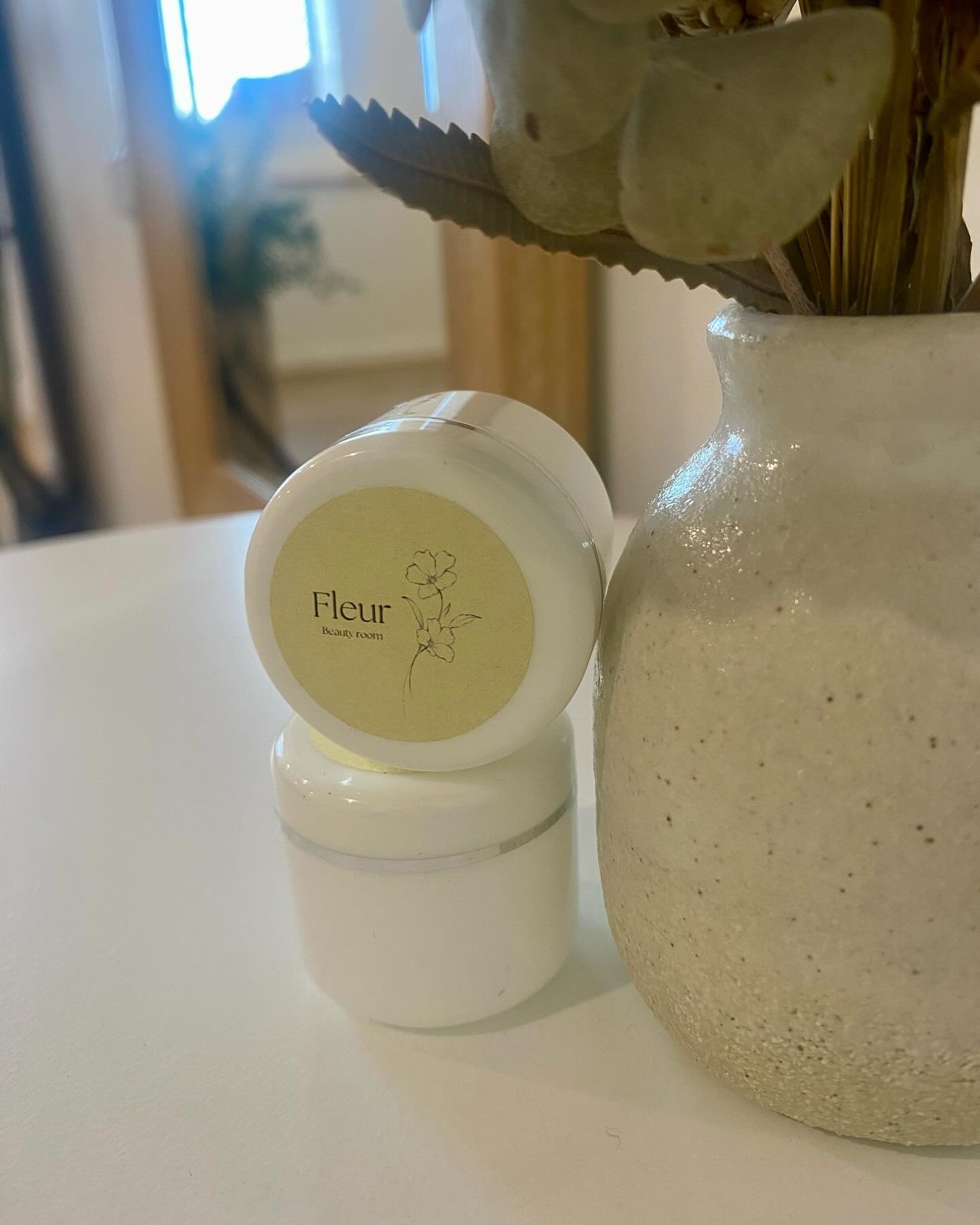 Sample pots have arrived 🙌🏼 

All new clients receive a sample pot of their tailored @kevin.murphy wash and rinse.

Come experience the luxury care @fleur.beauty.room 

#hair #haircare #kevinmurphy #hairsalon #mooloolaba #sunshinecoast #luxury #fle