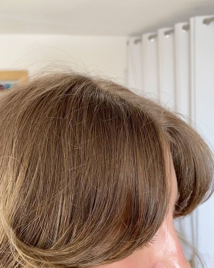 What a TRANSFORMATION ✨ 

@katlin.maree was more than ready for this magical change! 
Thank you for trusting me 🤎 

#kevinmurphy #blonde #layers #haircut #hair #makeup #hairsalon #mooloolaba #sunshinecoast #fleurbeautyroom #aivilocollective #blonde 
