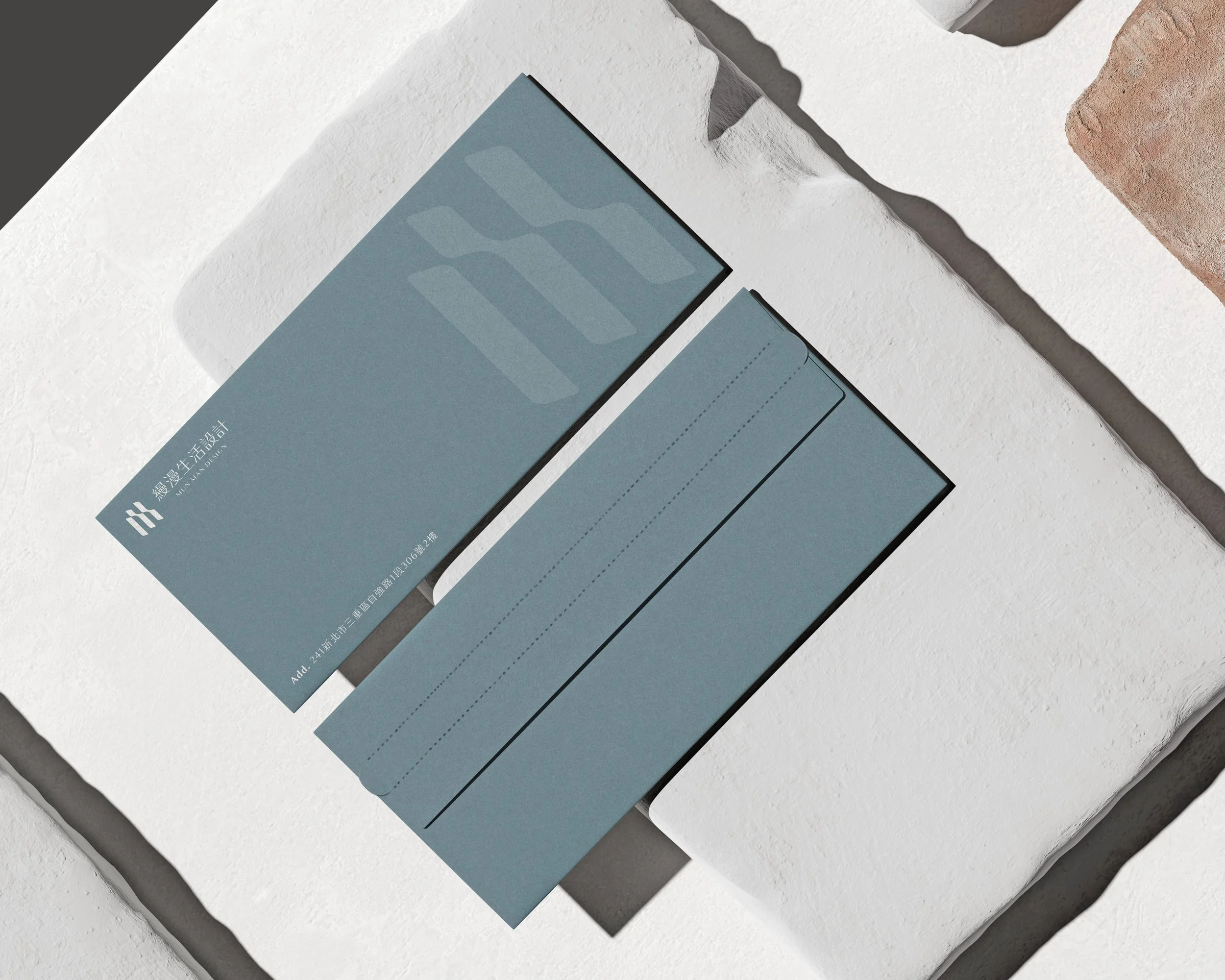 work_02_tear stripe_refine.jpg